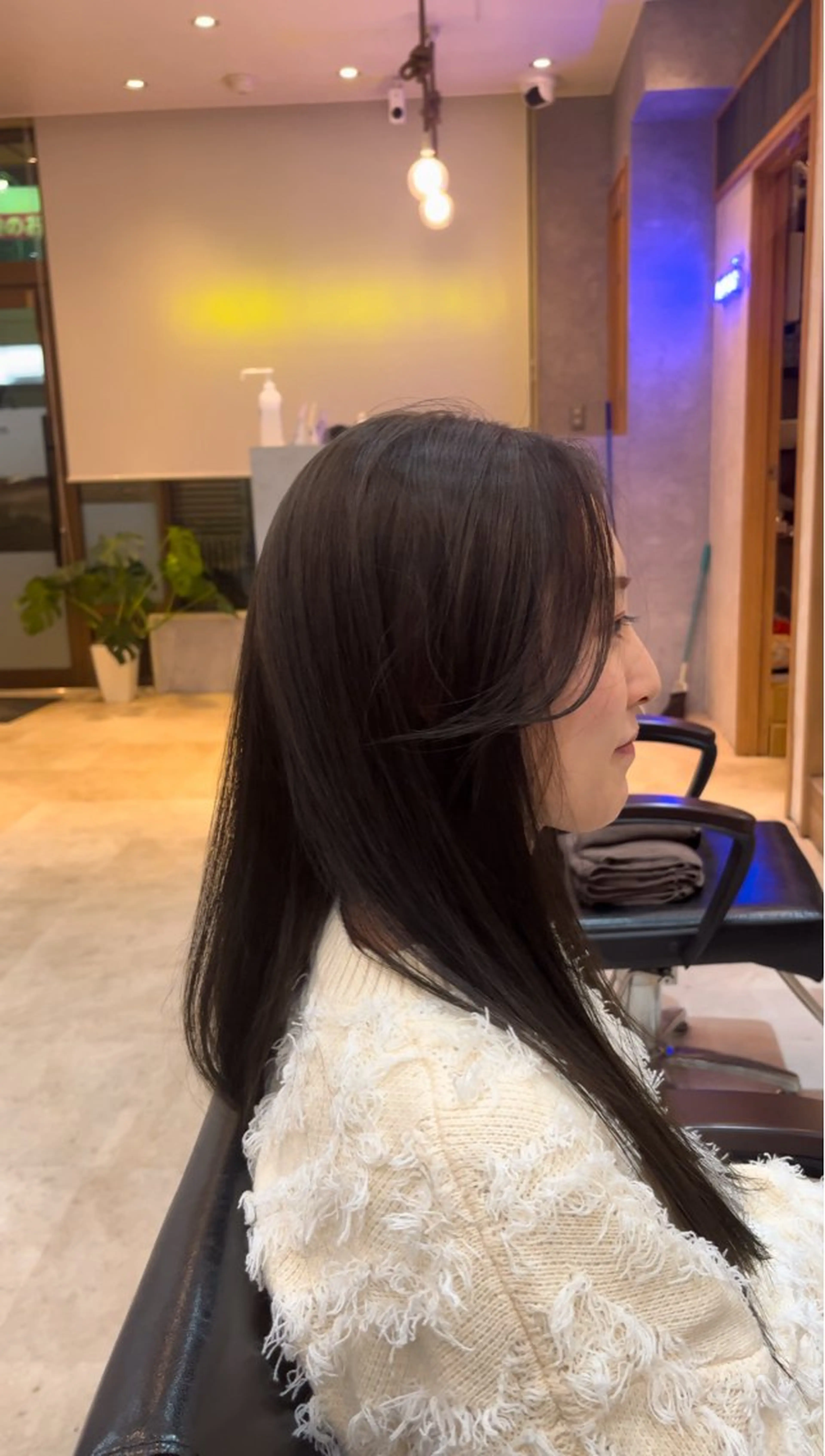 セミロング カラー ブラウンカラー 透明感カラー 韓国風ヘア レイヤーカット nagi所属・横田直也/韓国風 レイヤーカット/千種のヘアスタイル