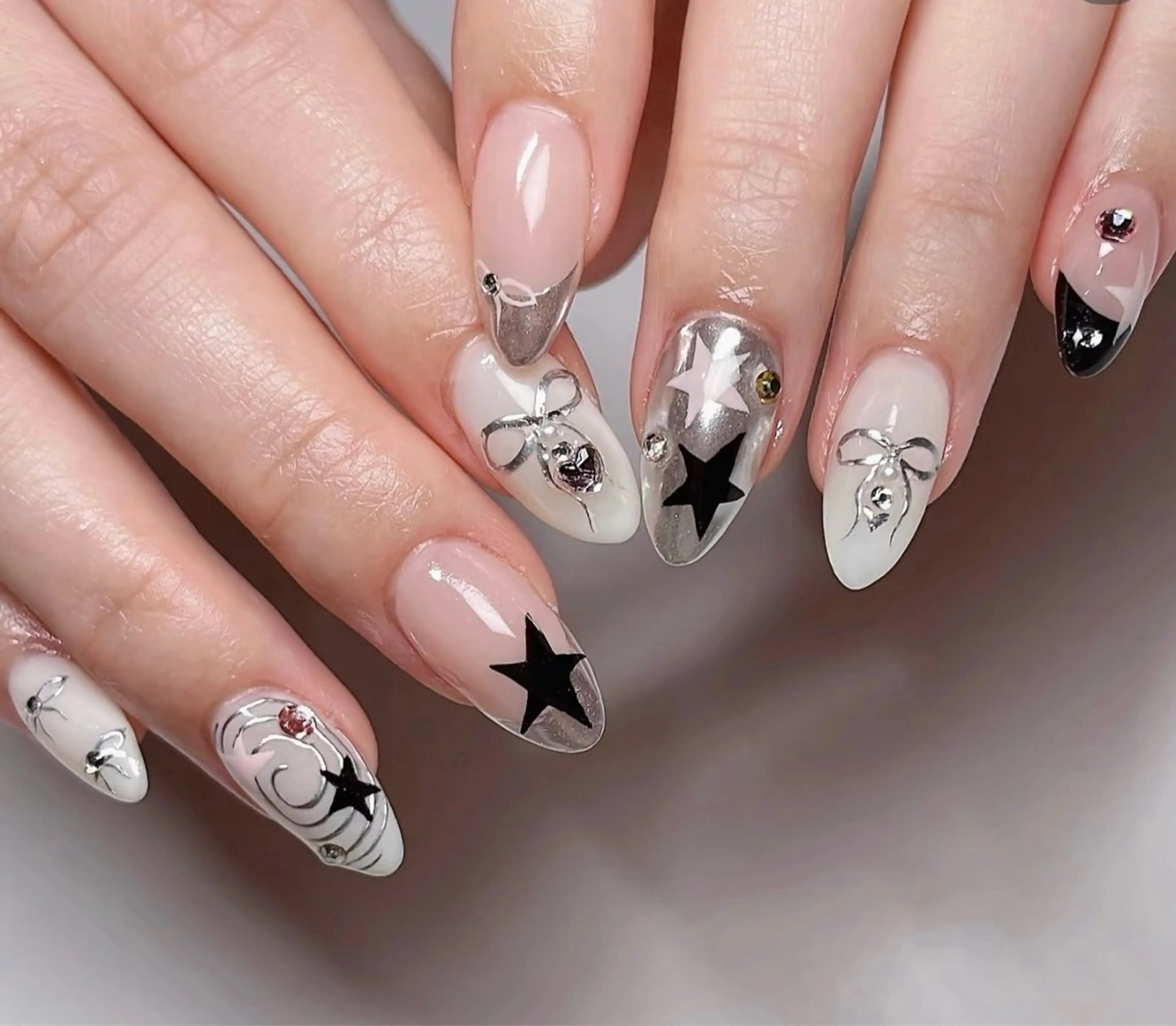 ネイル ネイリスト シンのネイルデザイン