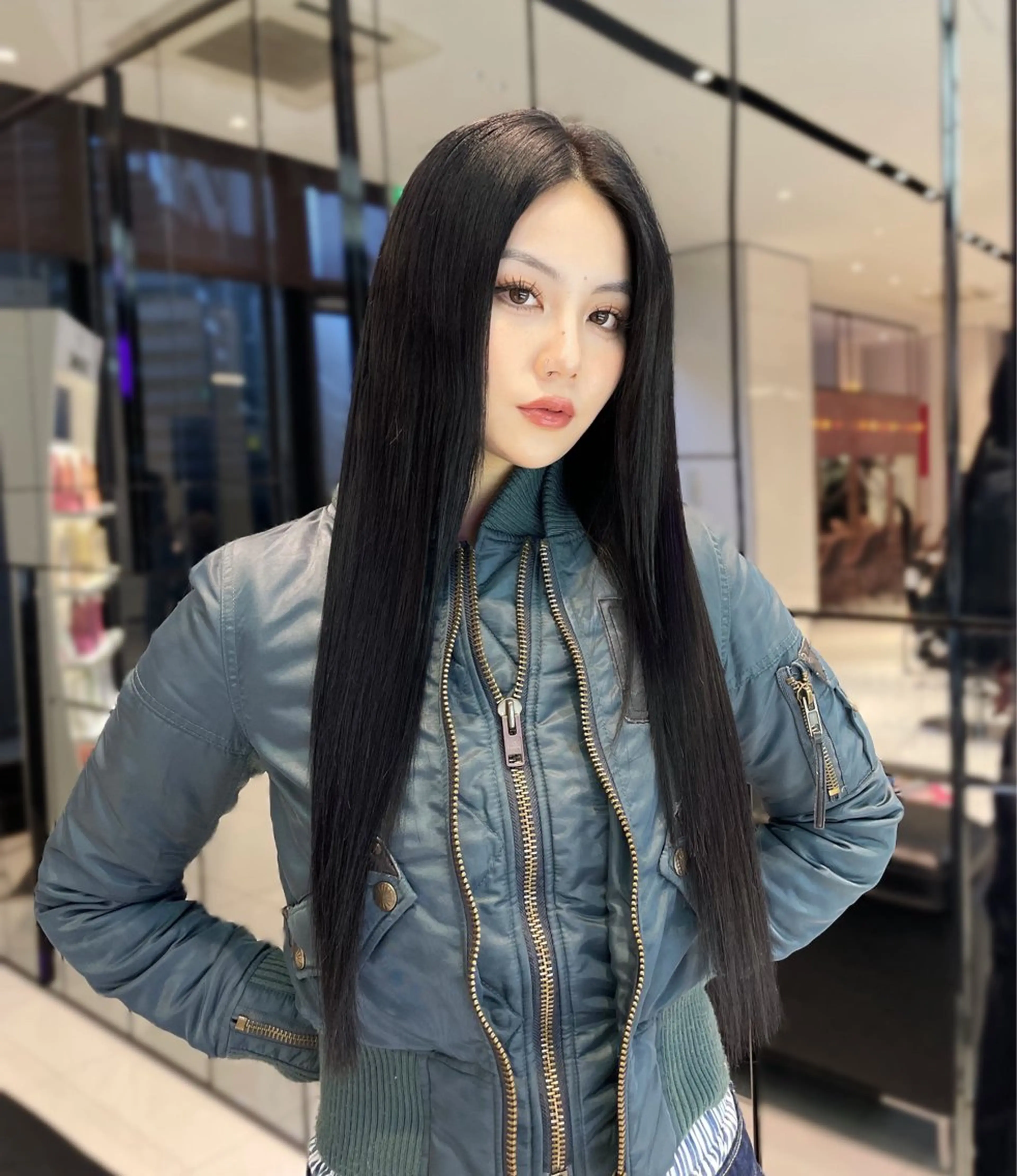 ロング カラー 黒髪 ヘアカラー トリートメント ヘアセット keen 吉祥寺所属・【韓国❤️海外ヘア】 AYAKAのヘアスタイル