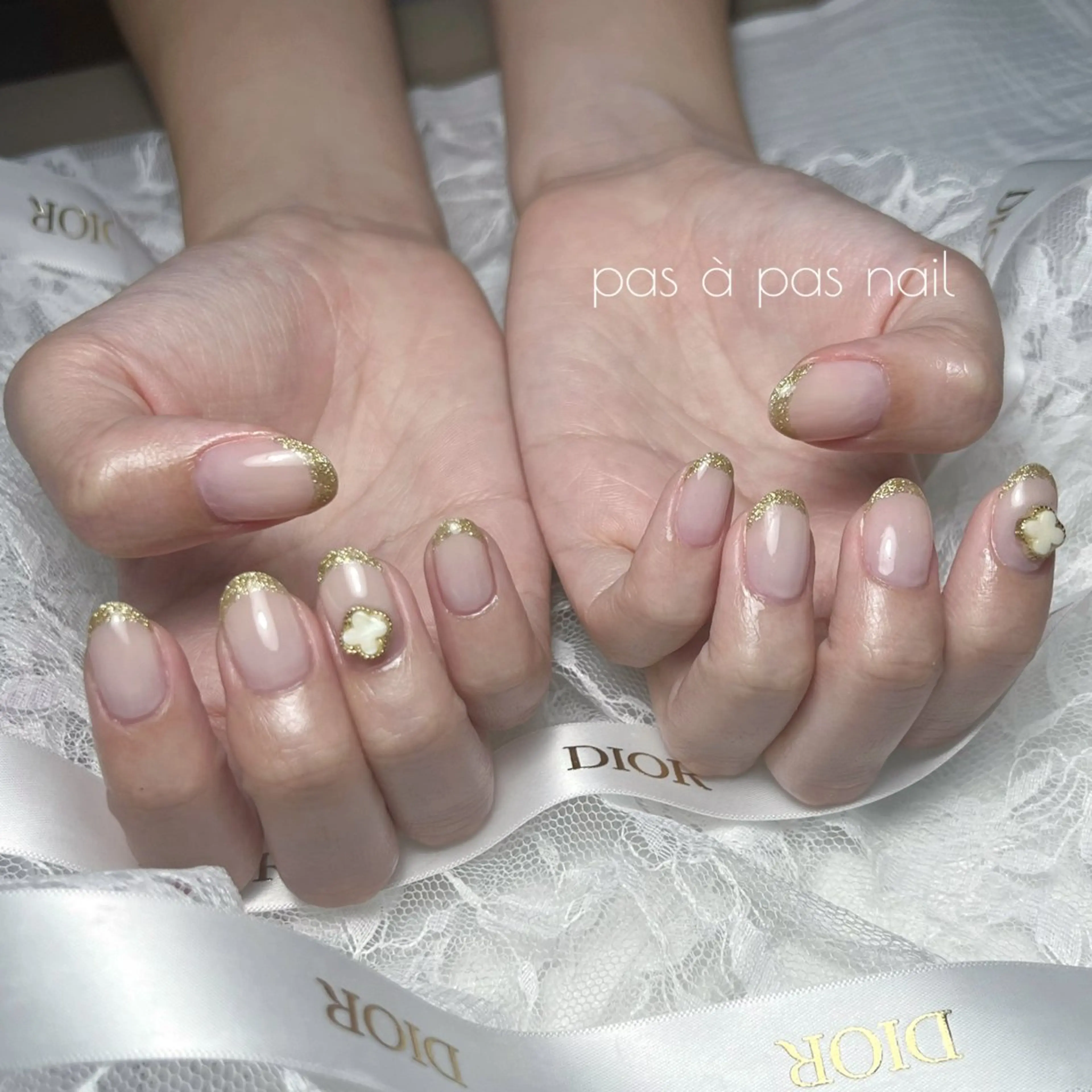 ネイル フレンチネイル ラメ(グリッター) ハンドネイル miku 🦋nailのネイルデザイン