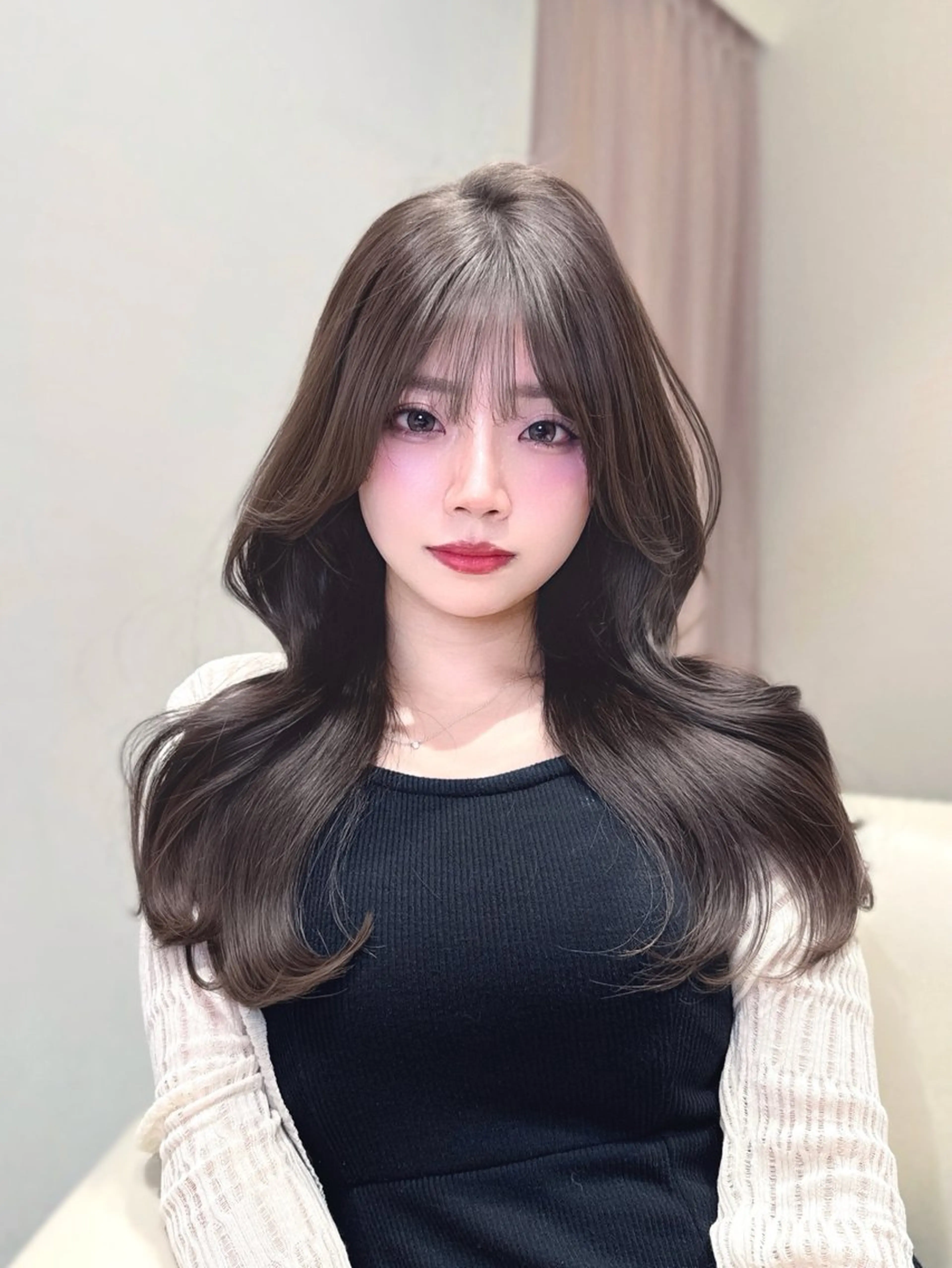 ロング カラー カット ヘアカラー トリートメント ヘッドスパ ヘアセット 韓国ヘア/レイヤー/ 顔まわり/りょーとのヘアスタイル