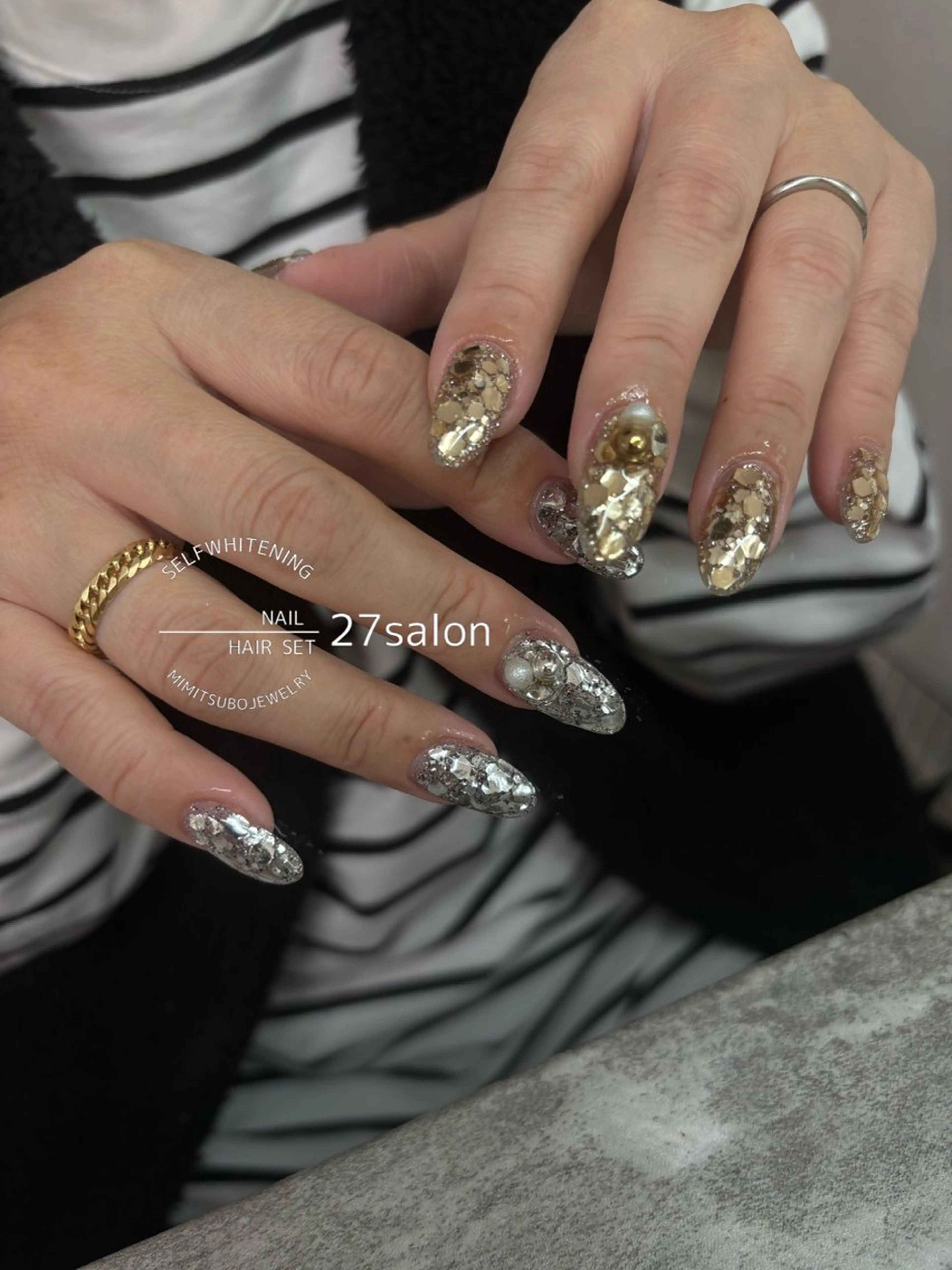 ネイル ゴールド シルバー 冬ネイル ハンドネイル 27salon yuinaのネイルデザイン