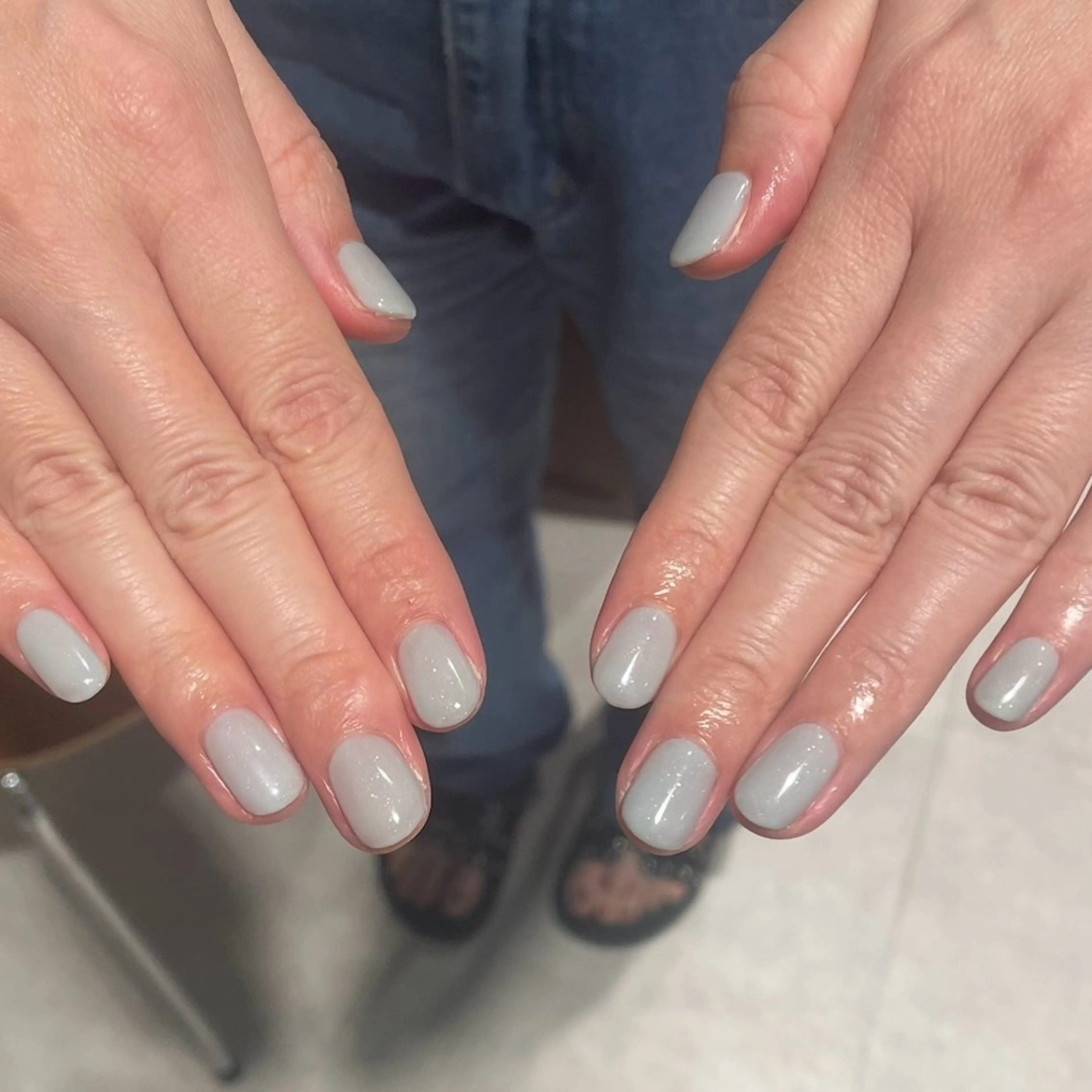 ネイル ハンドネイル 𝑟𝑖𝑠𝑎 🕯‎🤍のネイルデザイン