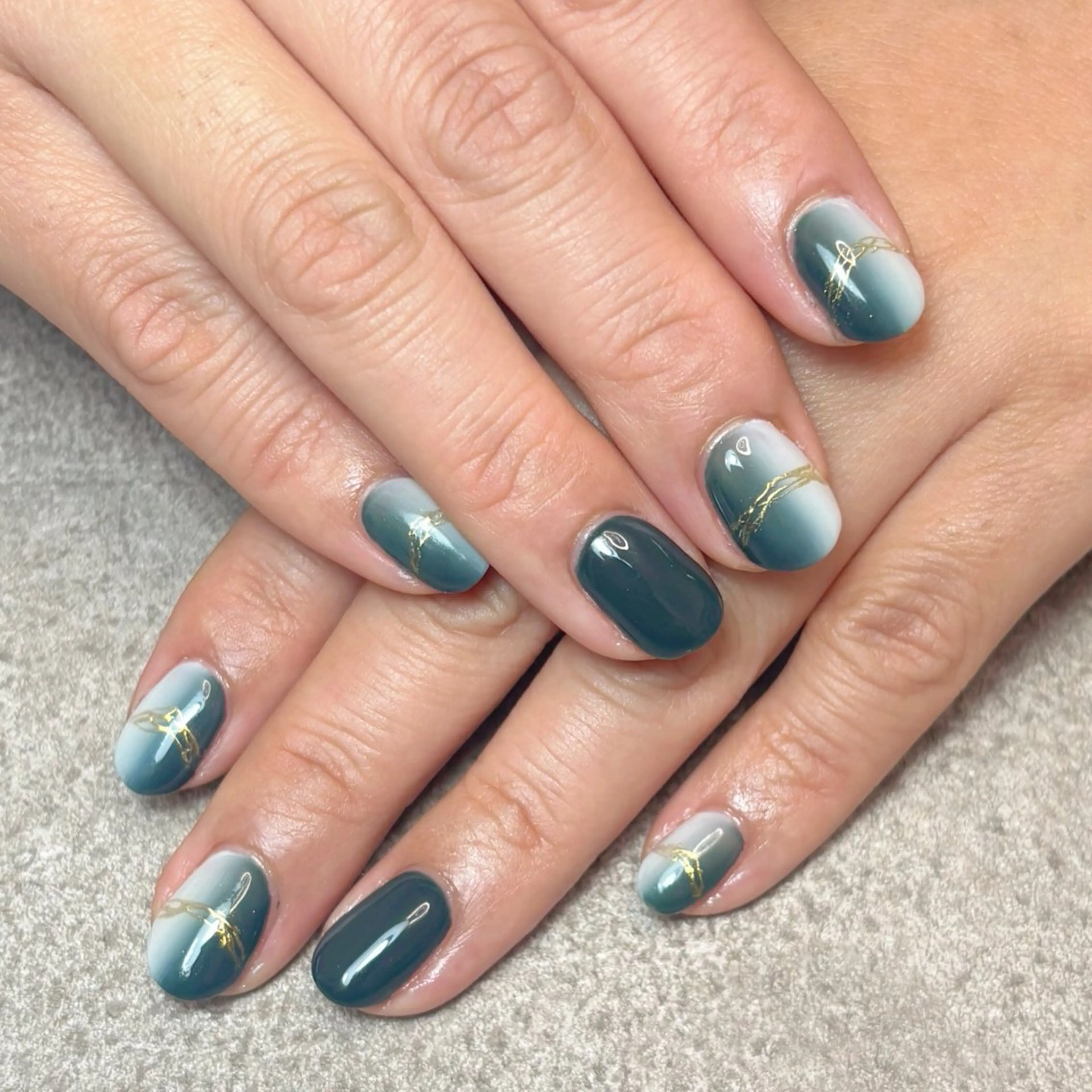 ネイル ハンドネイル nailroom DIASOMNIAのネイルデザイン