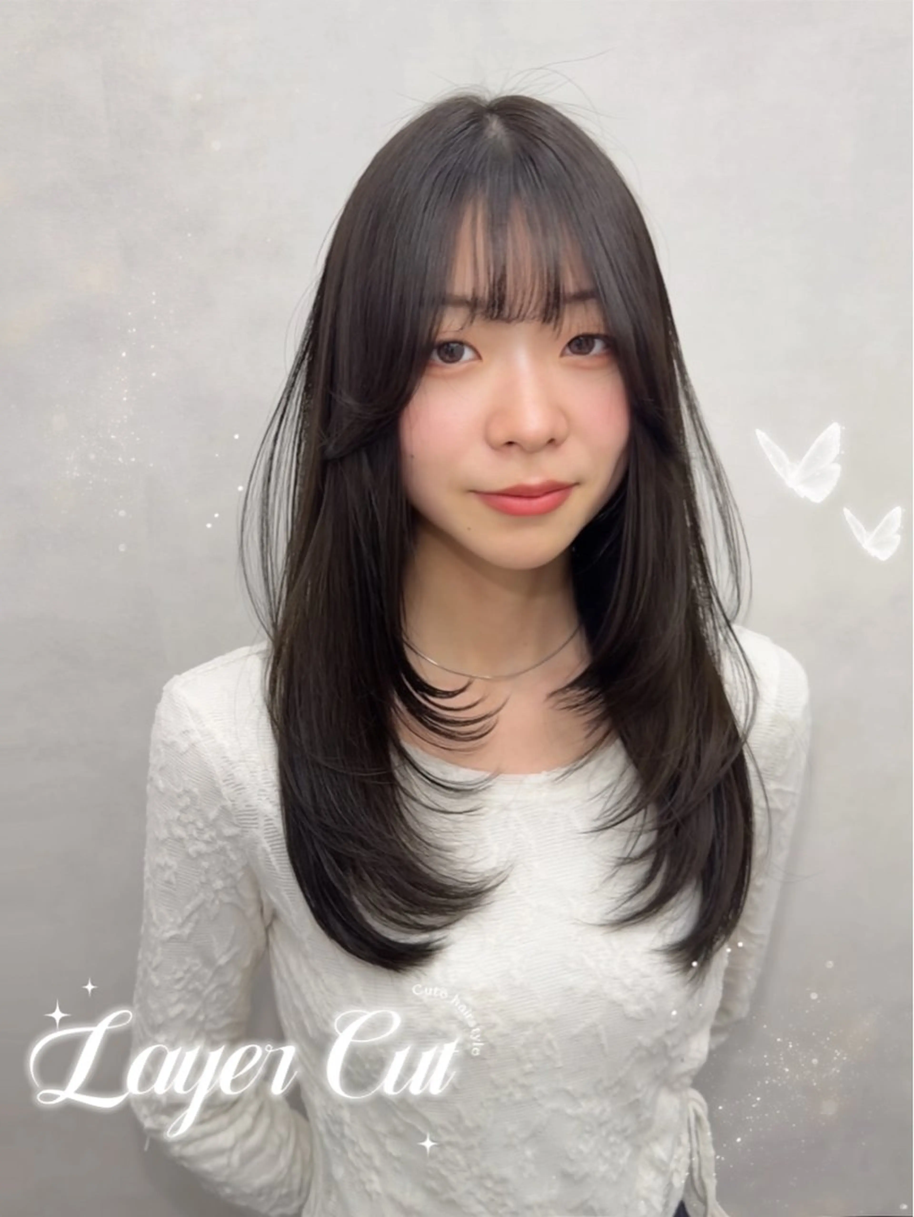 ロング レイヤーカット ロング MONA HIYORIのヘアスタイル