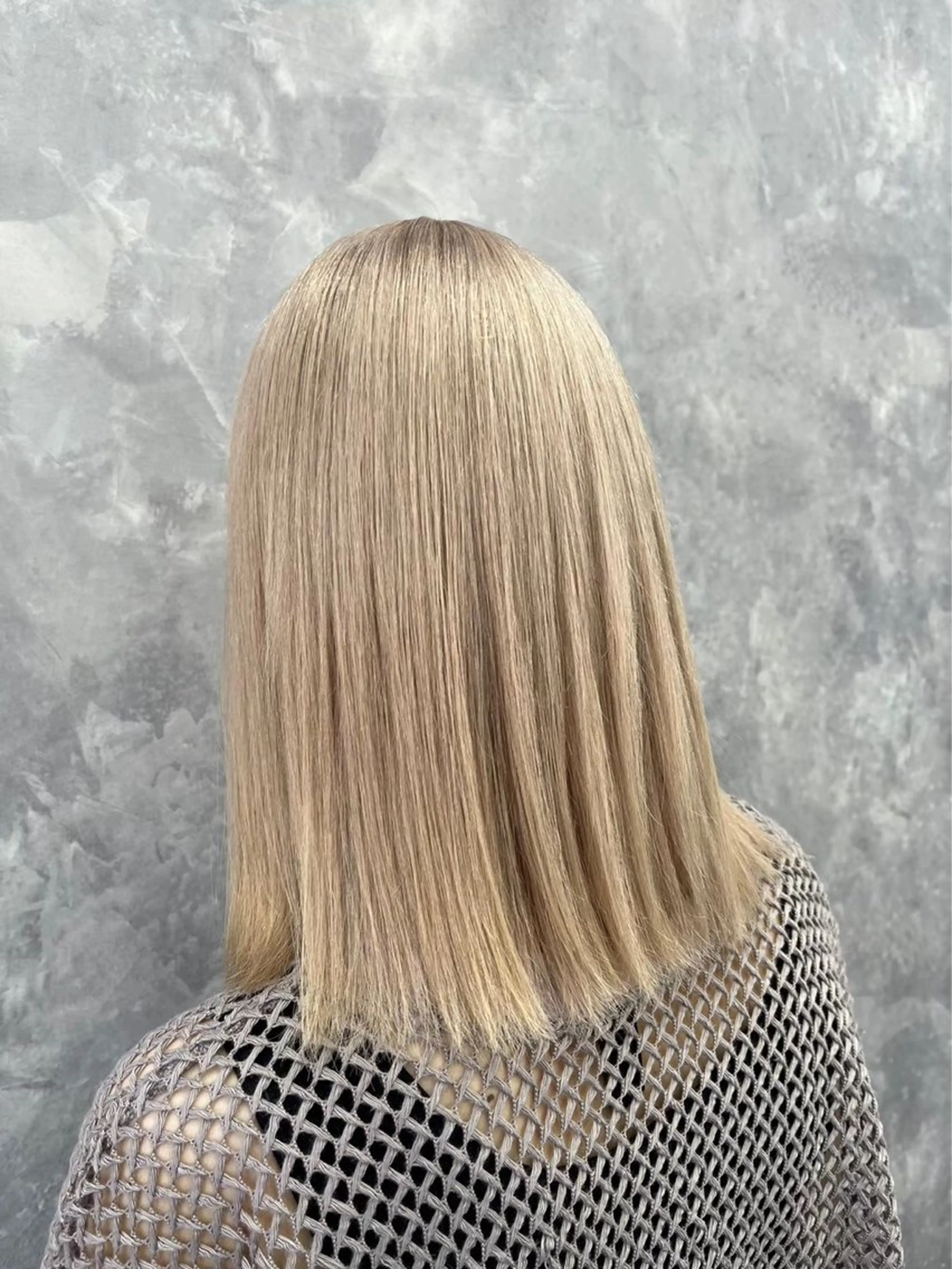 ミディアム カラー アッシュ バレイヤージュ ミストバング ブリーチ ブロンド ヘアカラー トリートメント 🌥️かずき🌥️ 寒色.デザイン特化のヘアスタイル