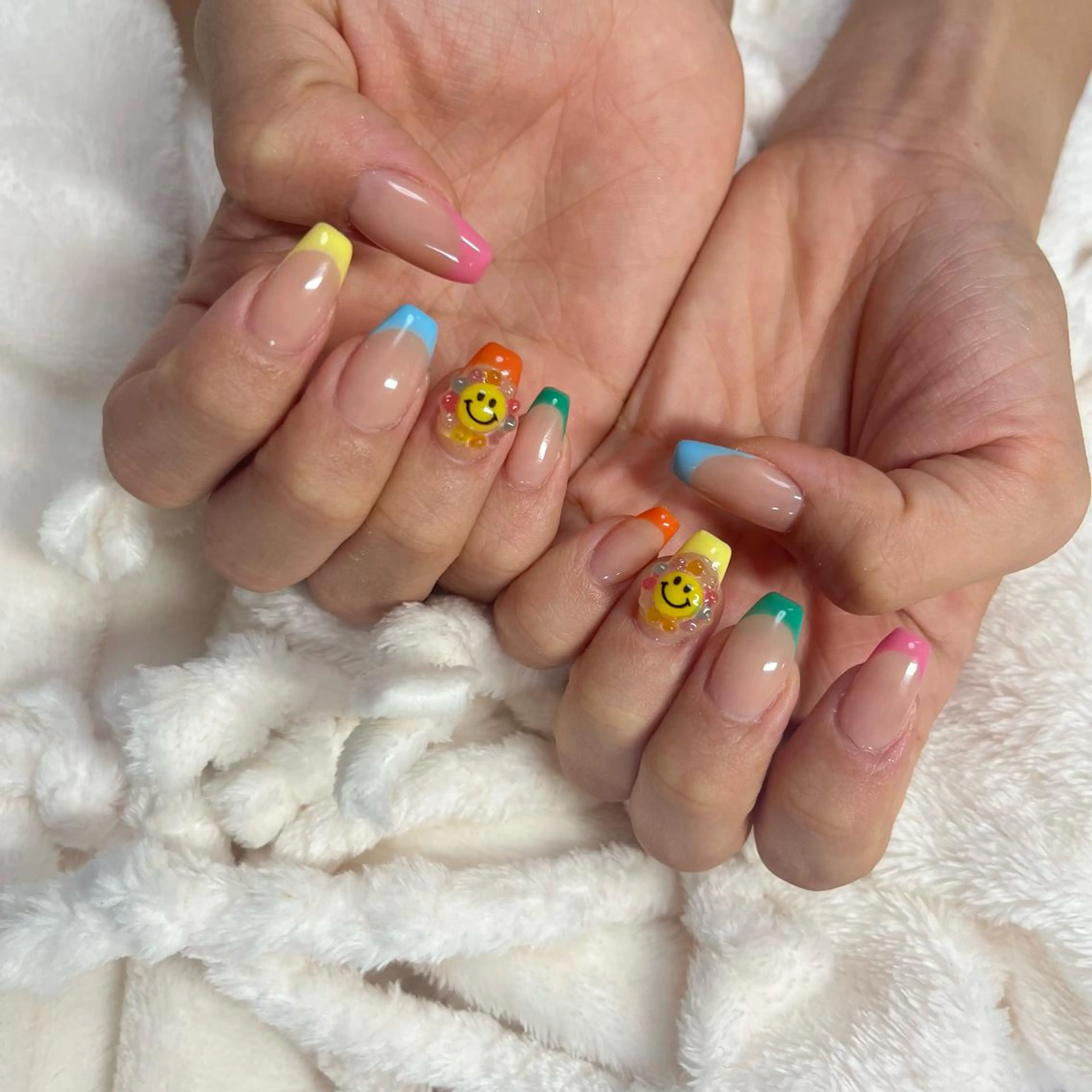 カラー ネイル nail salon LNのネイルデザイン