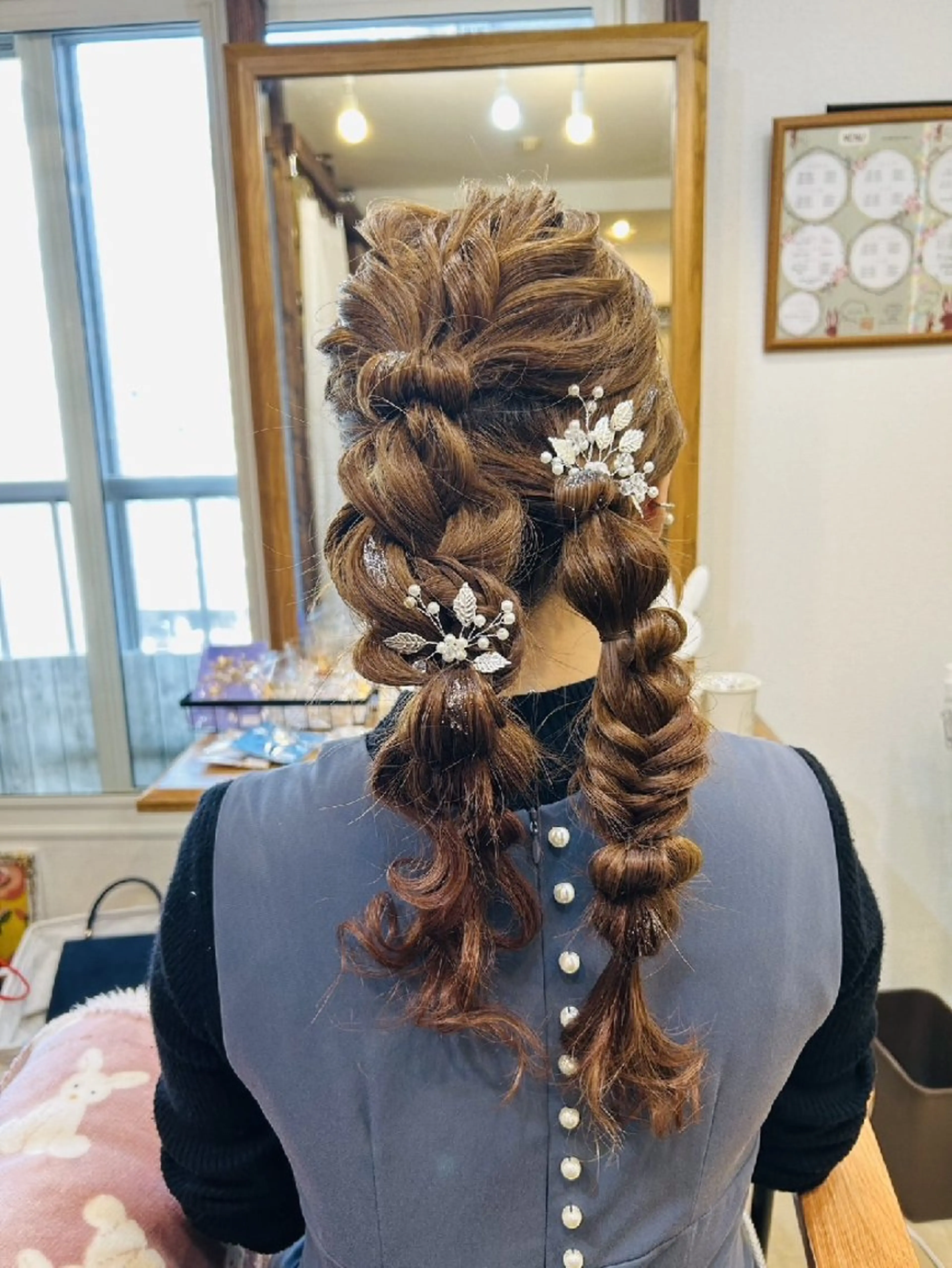 ヘアアレンジ HempBeauty 浅野アサミのヘアスタイル