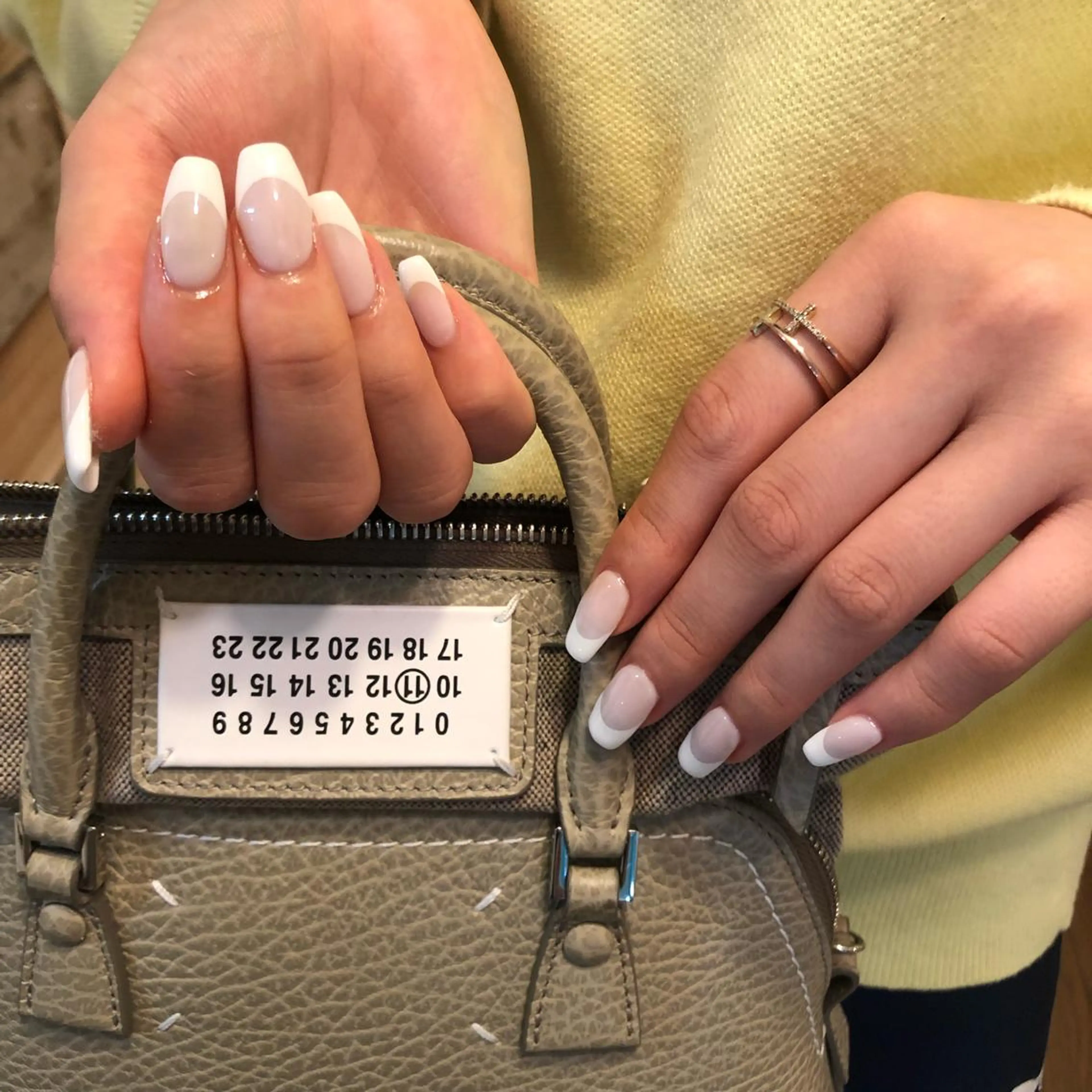 ネイル ハンドネイル フットネイル ハンドケア Nes.Nail所属・Miyagi Asamiのネイルデザイン