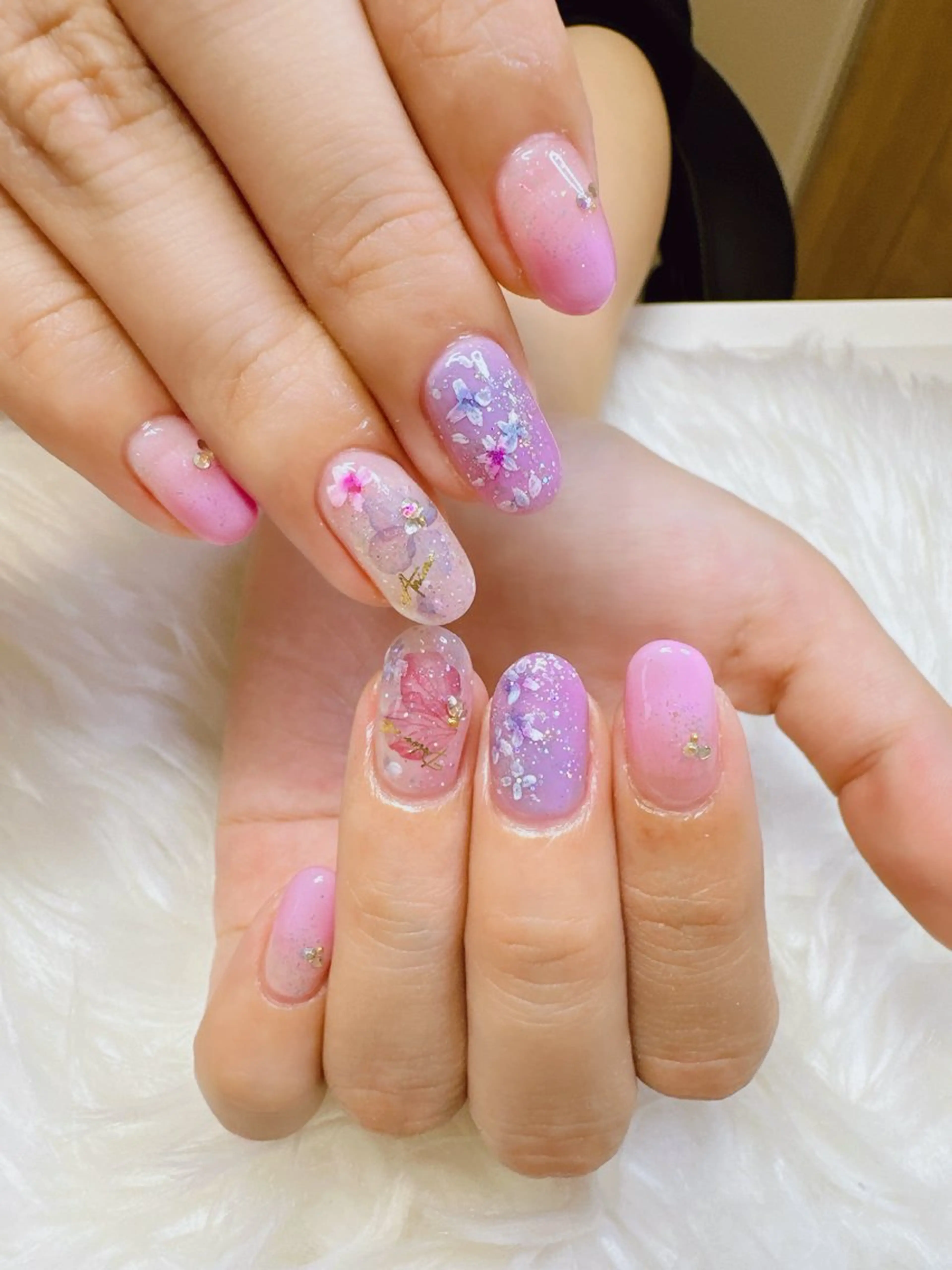 ネイル 高島 夏海のネイルデザイン