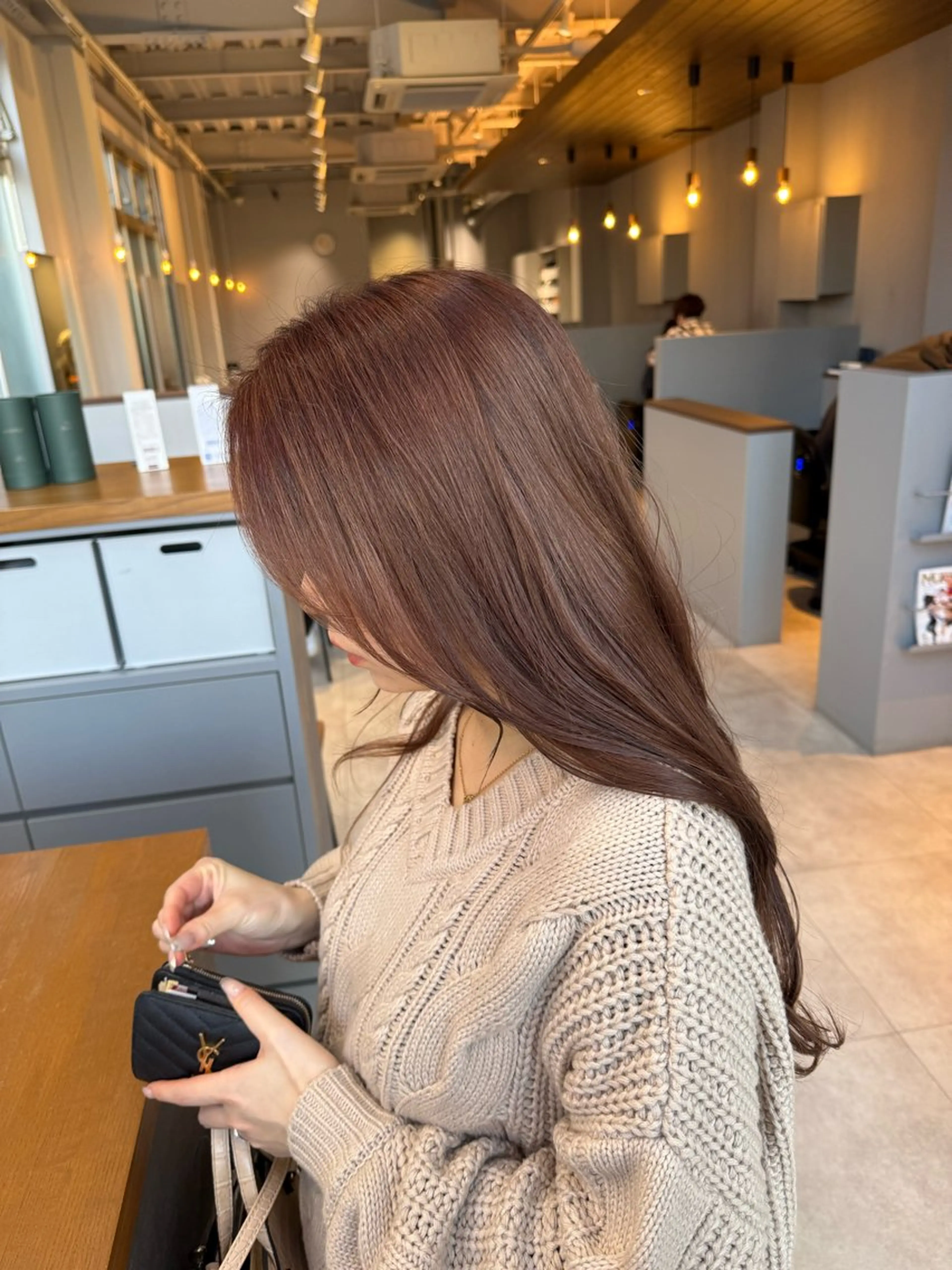 ロング カラー ブリーチ ブリーチなしカラー ヘアカラー 富原崇太/透明感カラ ー/レイヤーカットのヘアスタイル