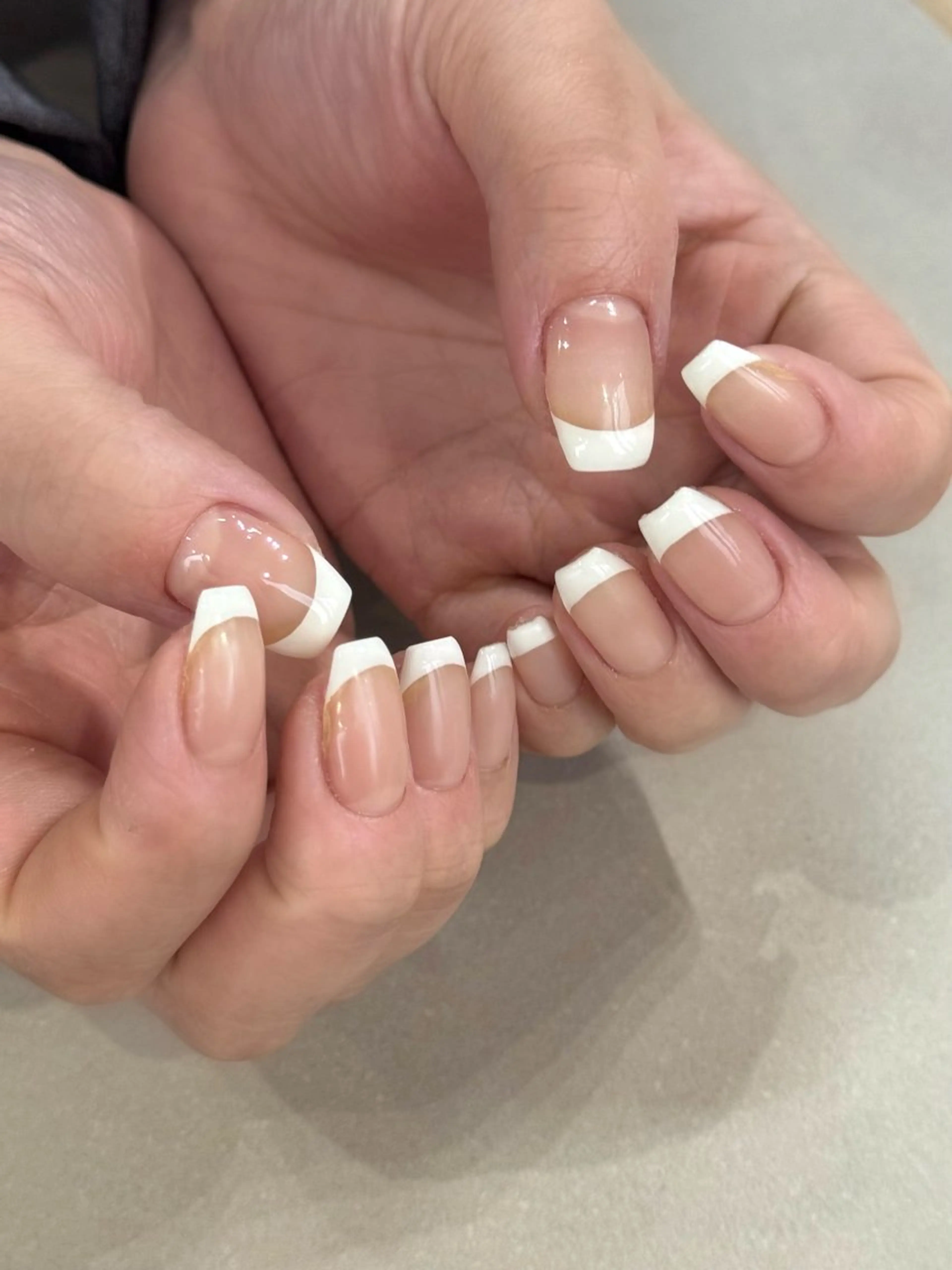 ネイル フレンチネイル ハンドネイル HARUKA ネイリスト福岡/薬院のネイルデザイン