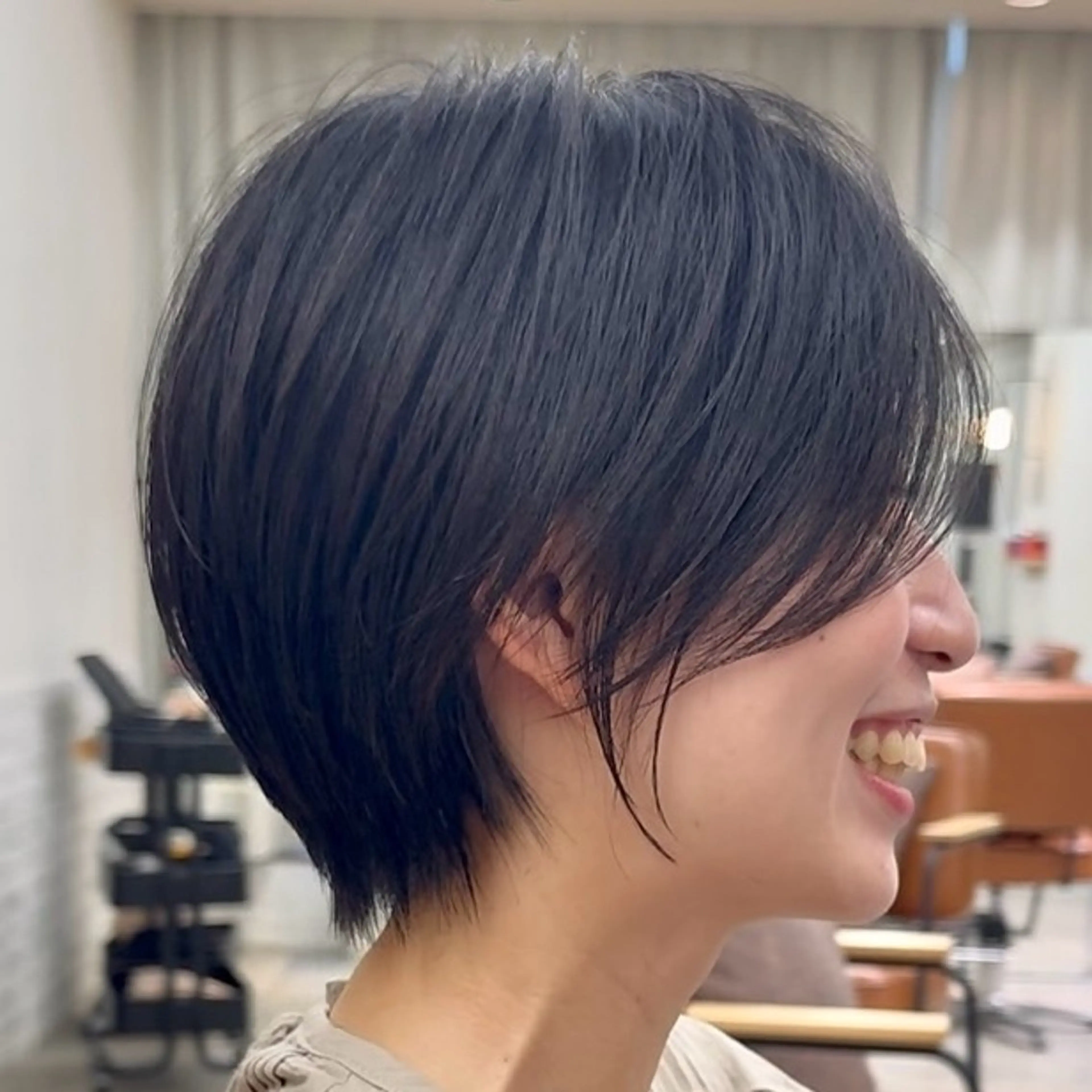 ショート カット ヘアカラー 中島 主貴のヘアスタイル