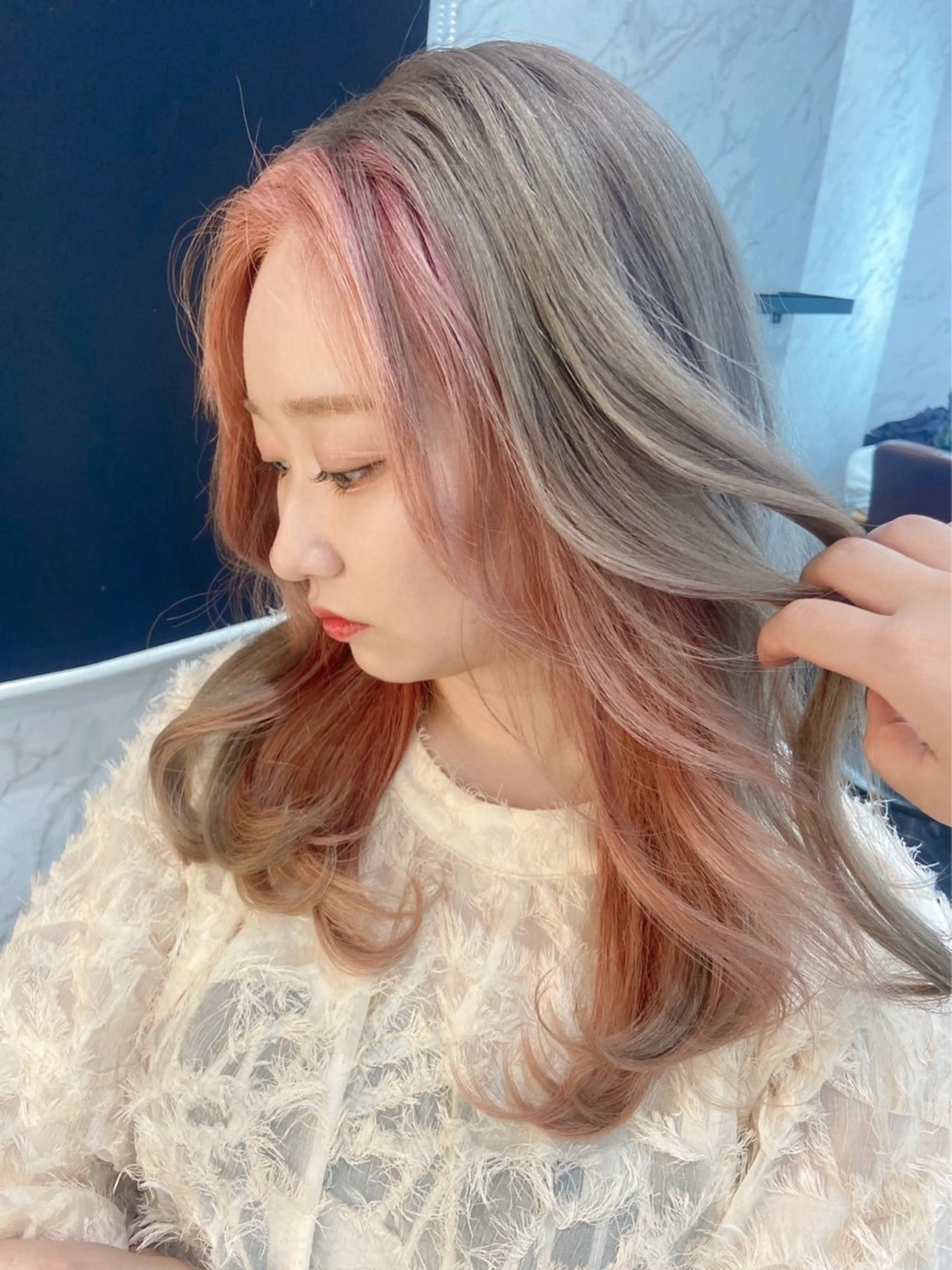 セミロング LOHAS宮田 香奈のヘアスタイル