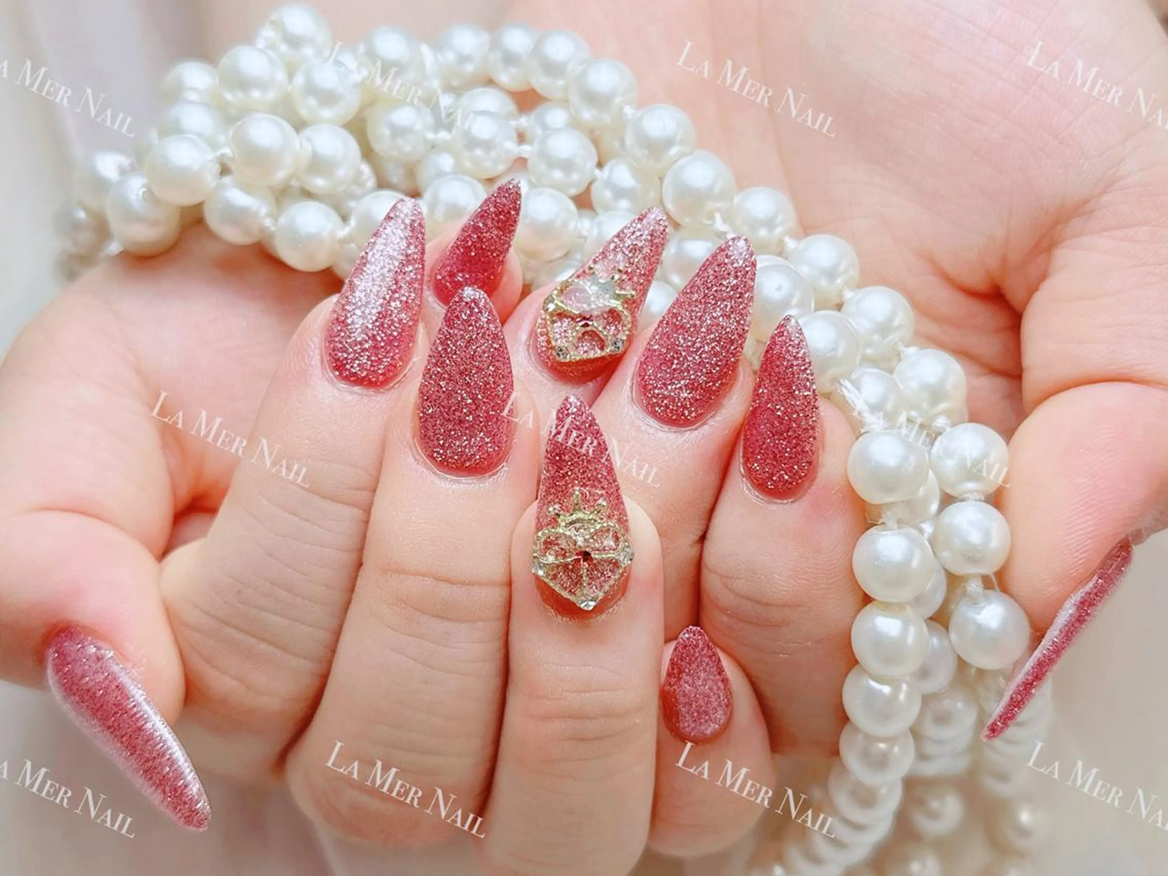 ネイル hikikibyee ♡のネイルデザイン