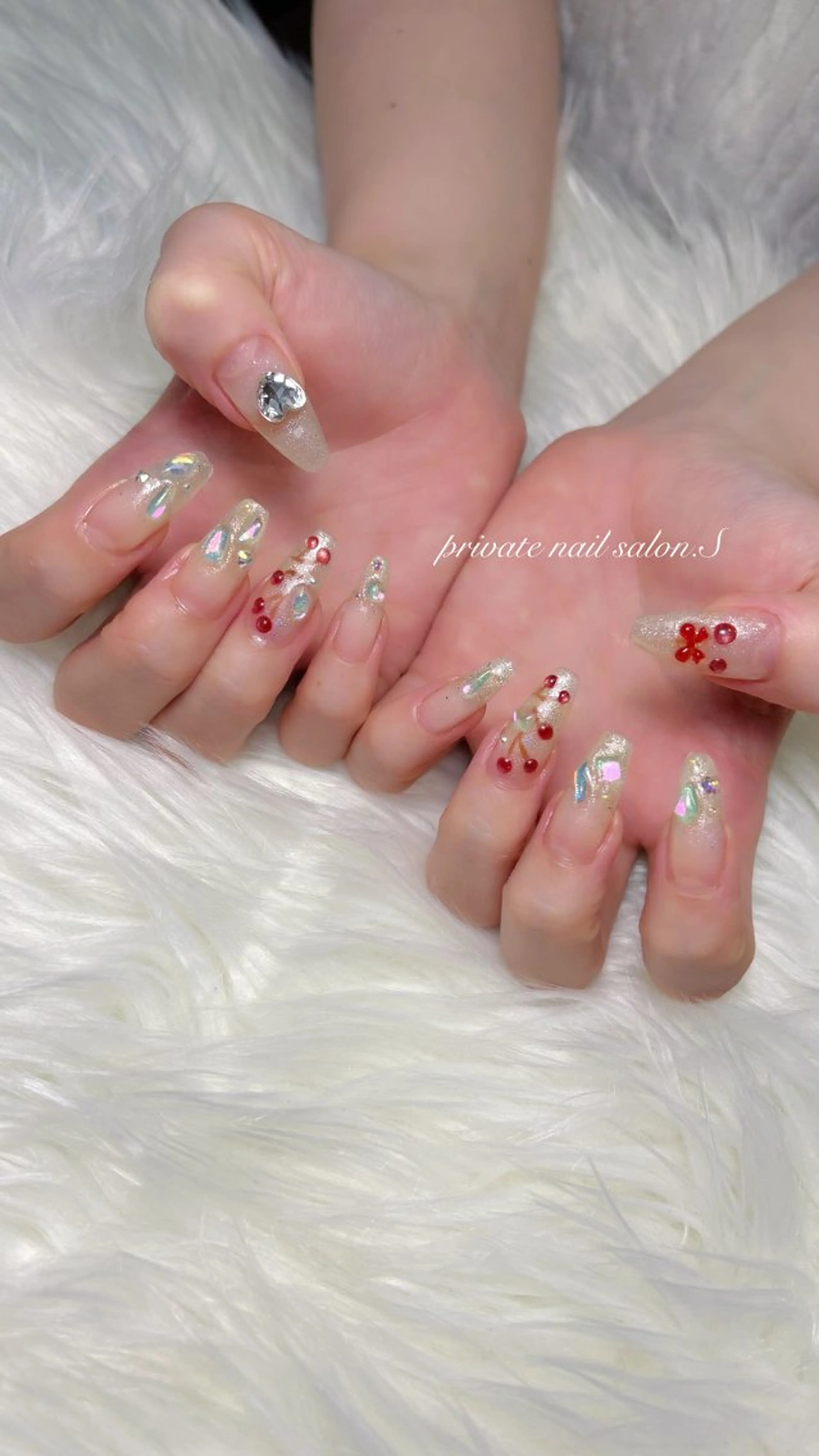 ネイル ジェルネイル ガーリー 持ち込み リボン スカルプネイル ハンドネイル 関山 志乃のネイルデザイン