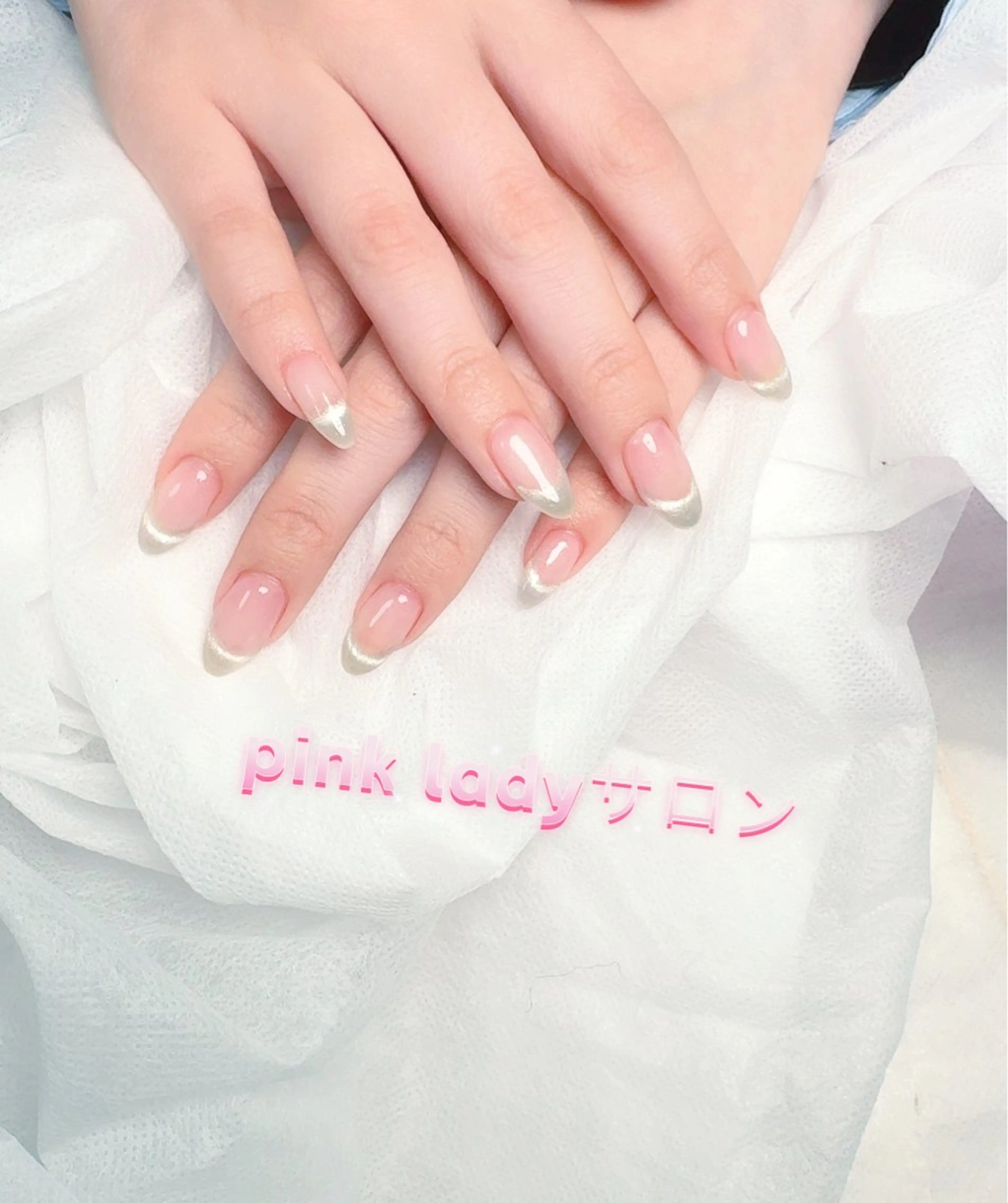 ネイル pink ladyサロン所属・べ にのネイルデザイン