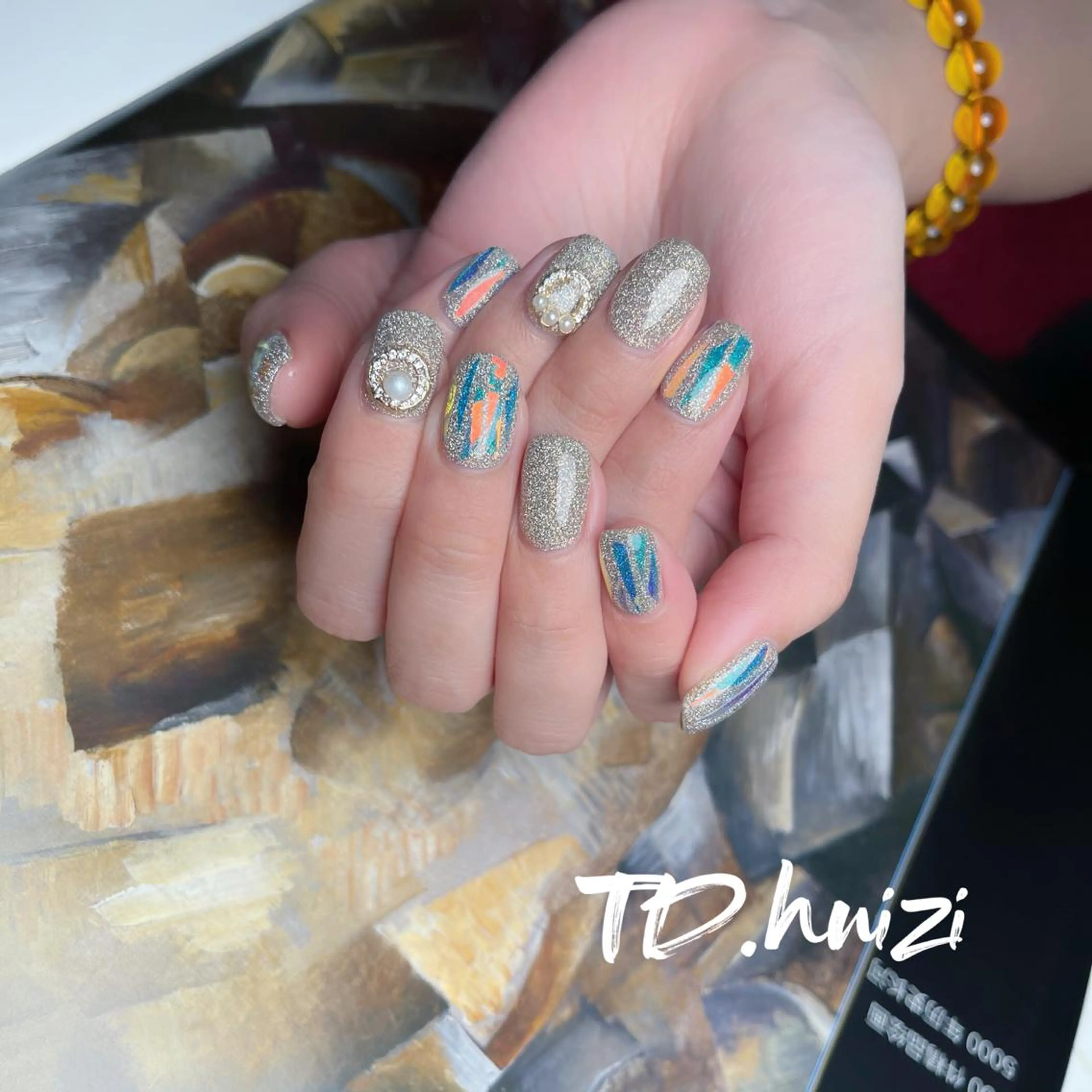 ミディアム めぐみのネイルサロン 惠のネイルデザイン