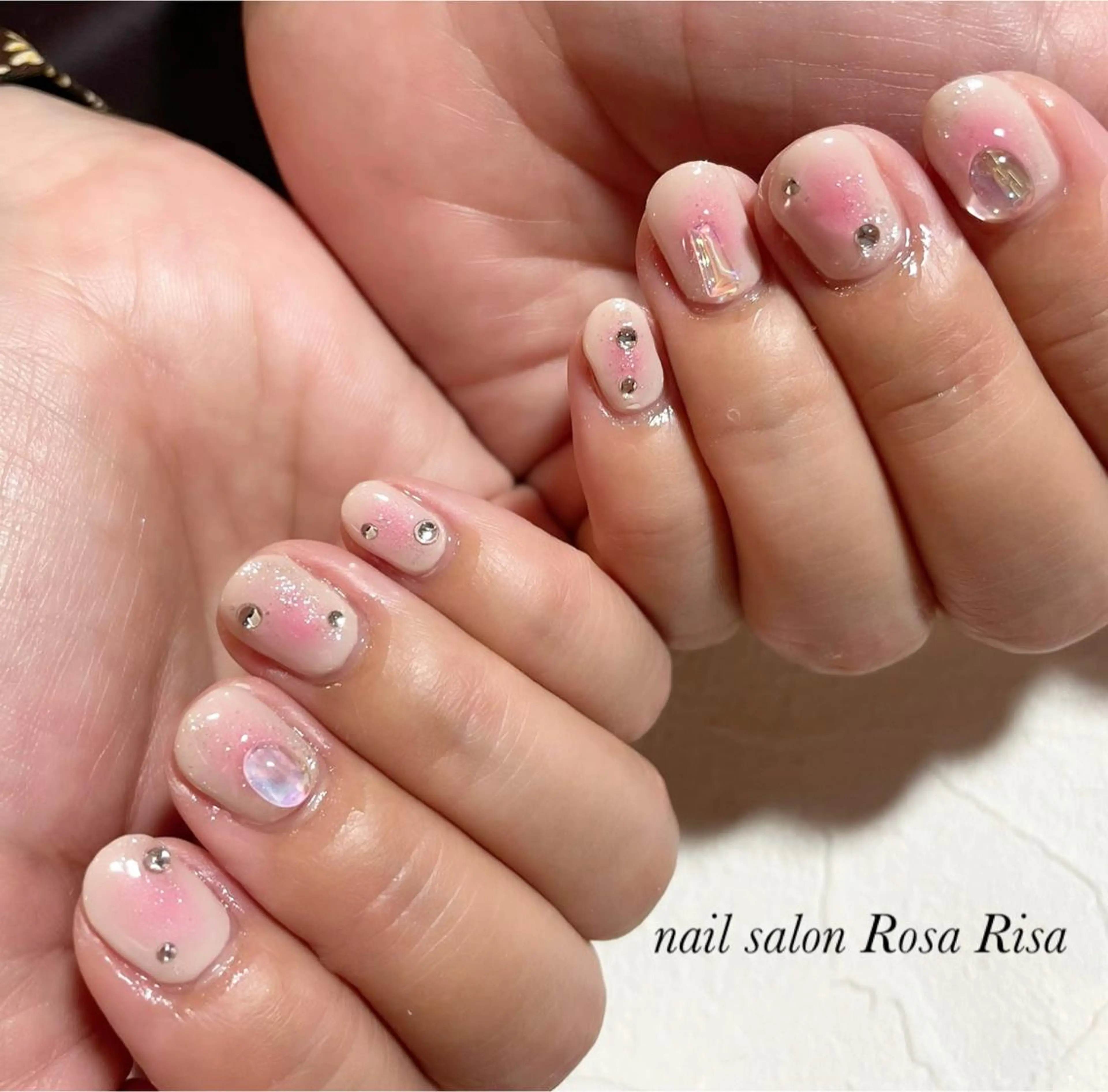 ショート ネイル ハンドネイル ネイルスタジオ シェイクユアハンズのネイルデザイン