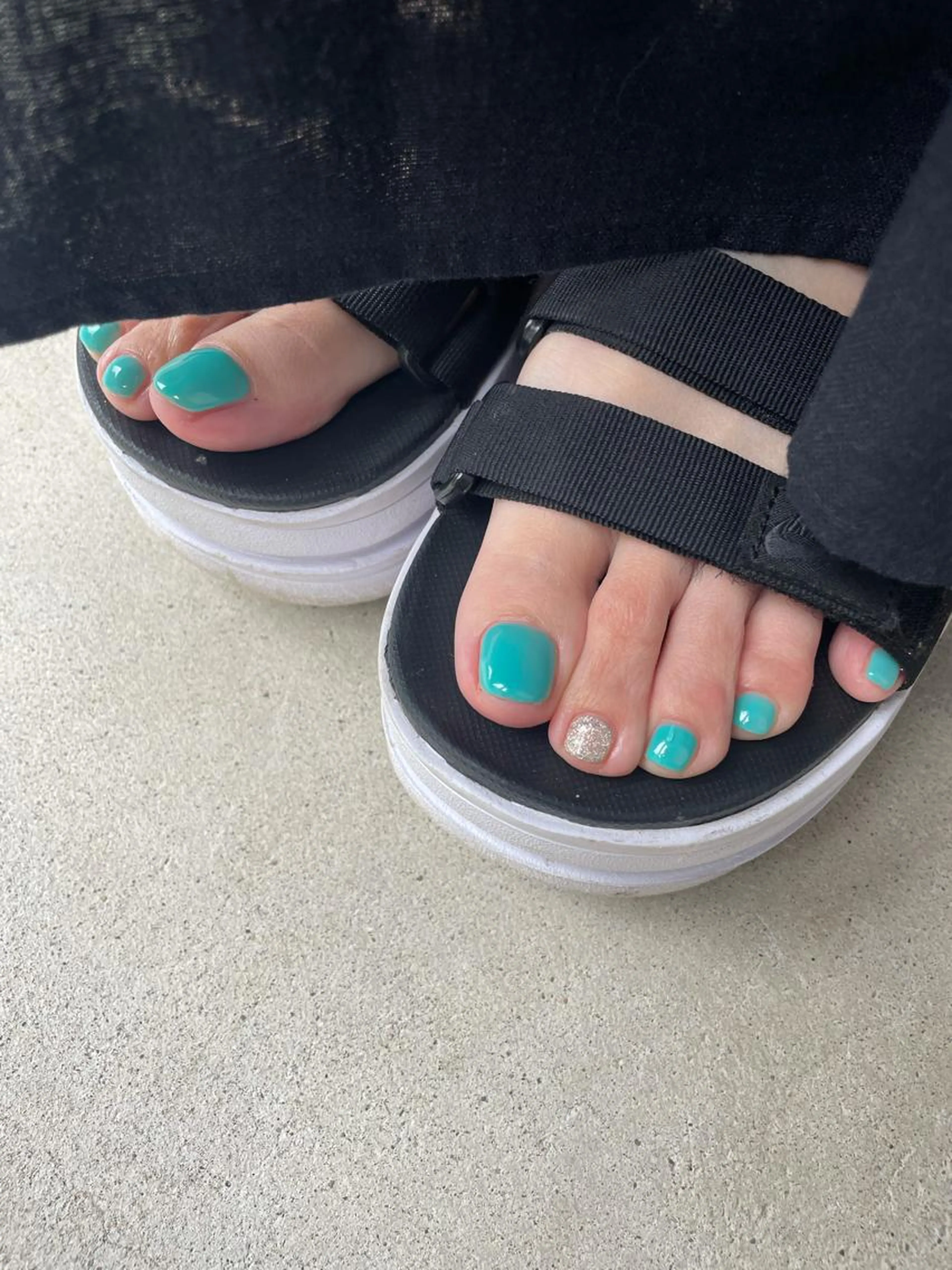 フットネイル(ワンカラー)オフ無料の写真