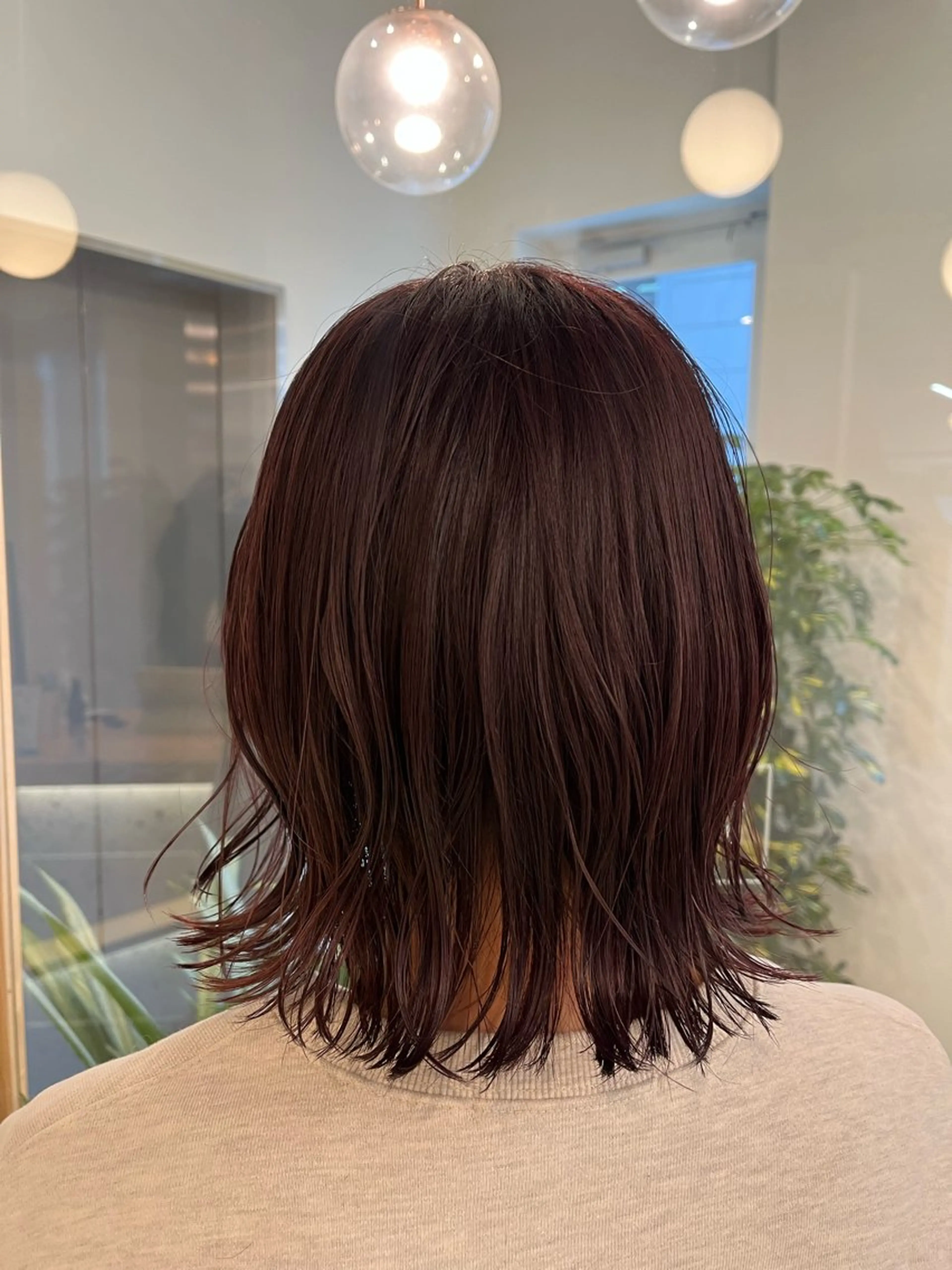 ミディアム 庄司 美佑樹のヘアスタイル