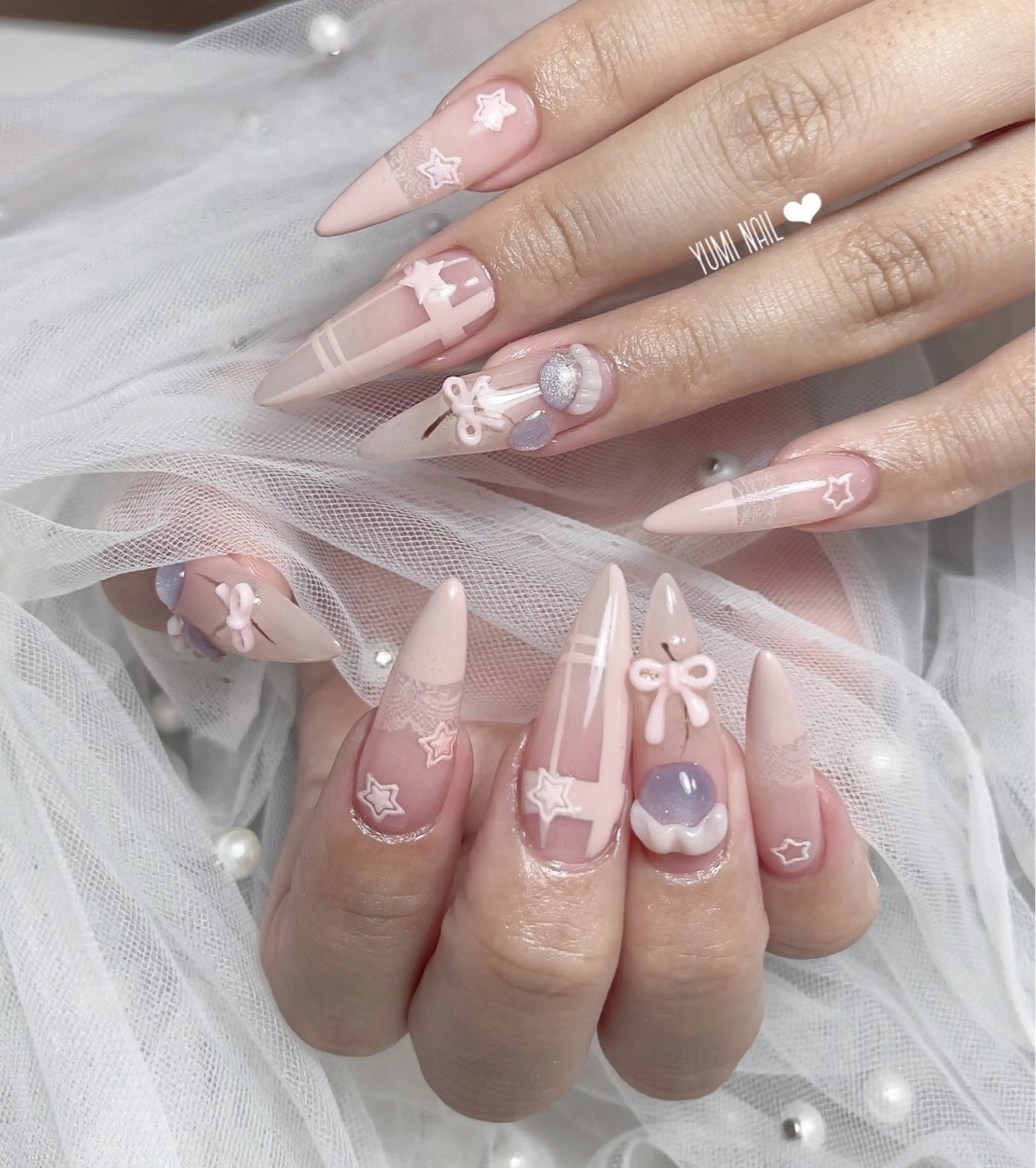 ネイル ハンドネイル 𝐲𝐮𝐦𝐢🎀 長さ出しデザイン専門のネイルデザイン