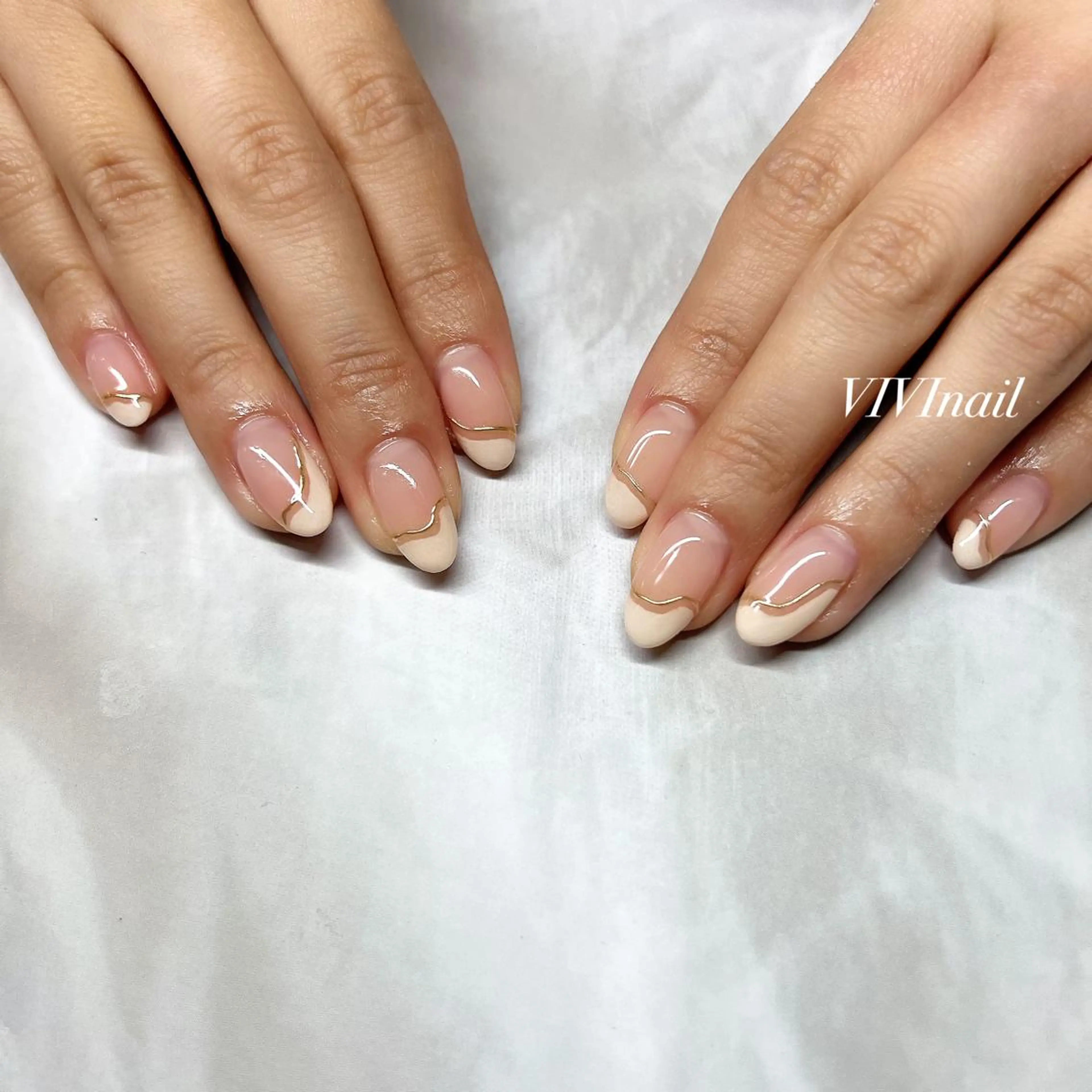 ネイル ミラーネイル シンプルネイル ハンドネイル vivi nailのネイルデザイン