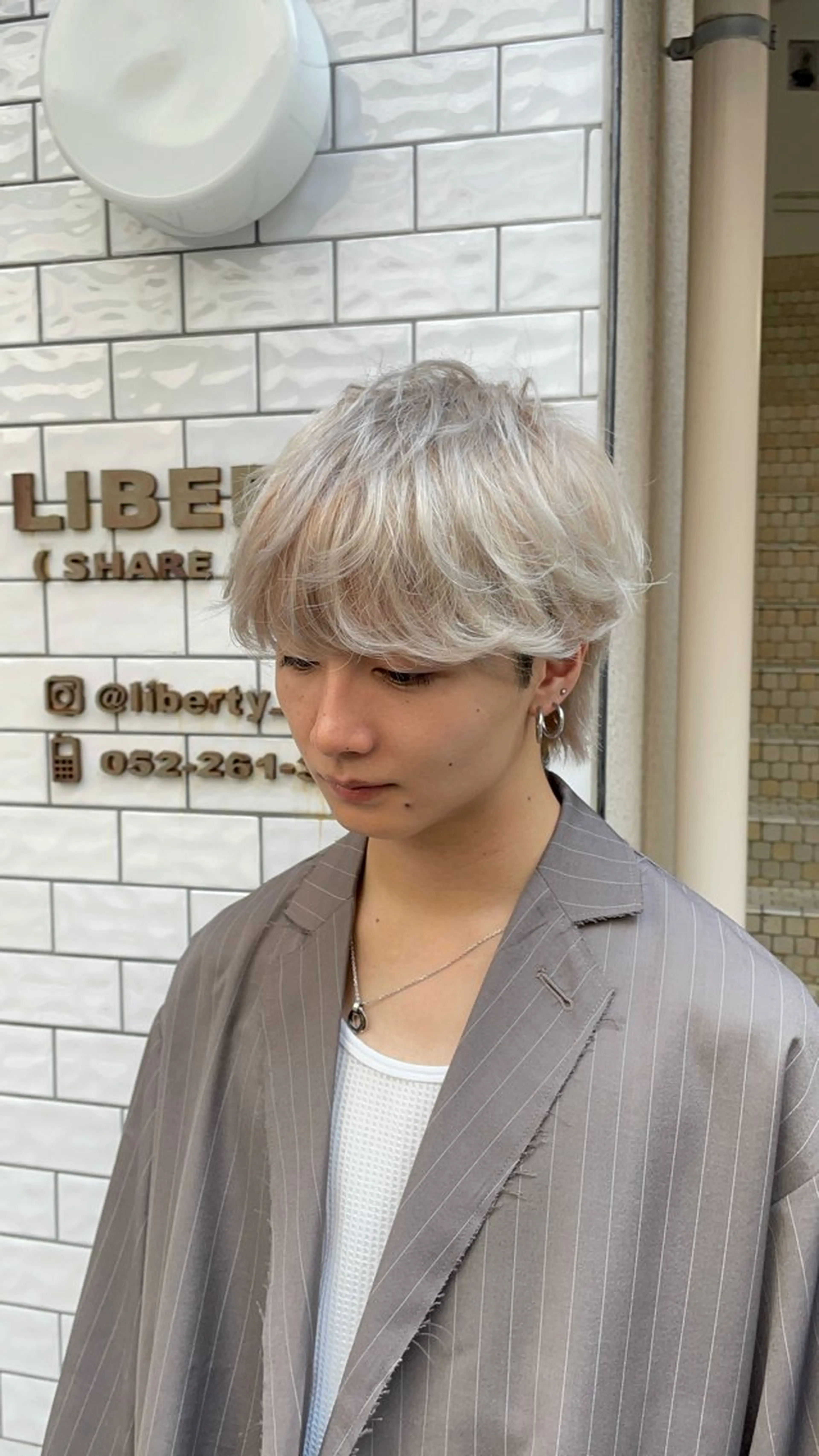 ショート カラー メンズ マッシュウルフ マッシュ メンズウルフカット ベージュカラー ウルフカット カット ヘアカラー トリートメント 🔥Mackey🔥 メンズ特化型美容師のヘアスタイル