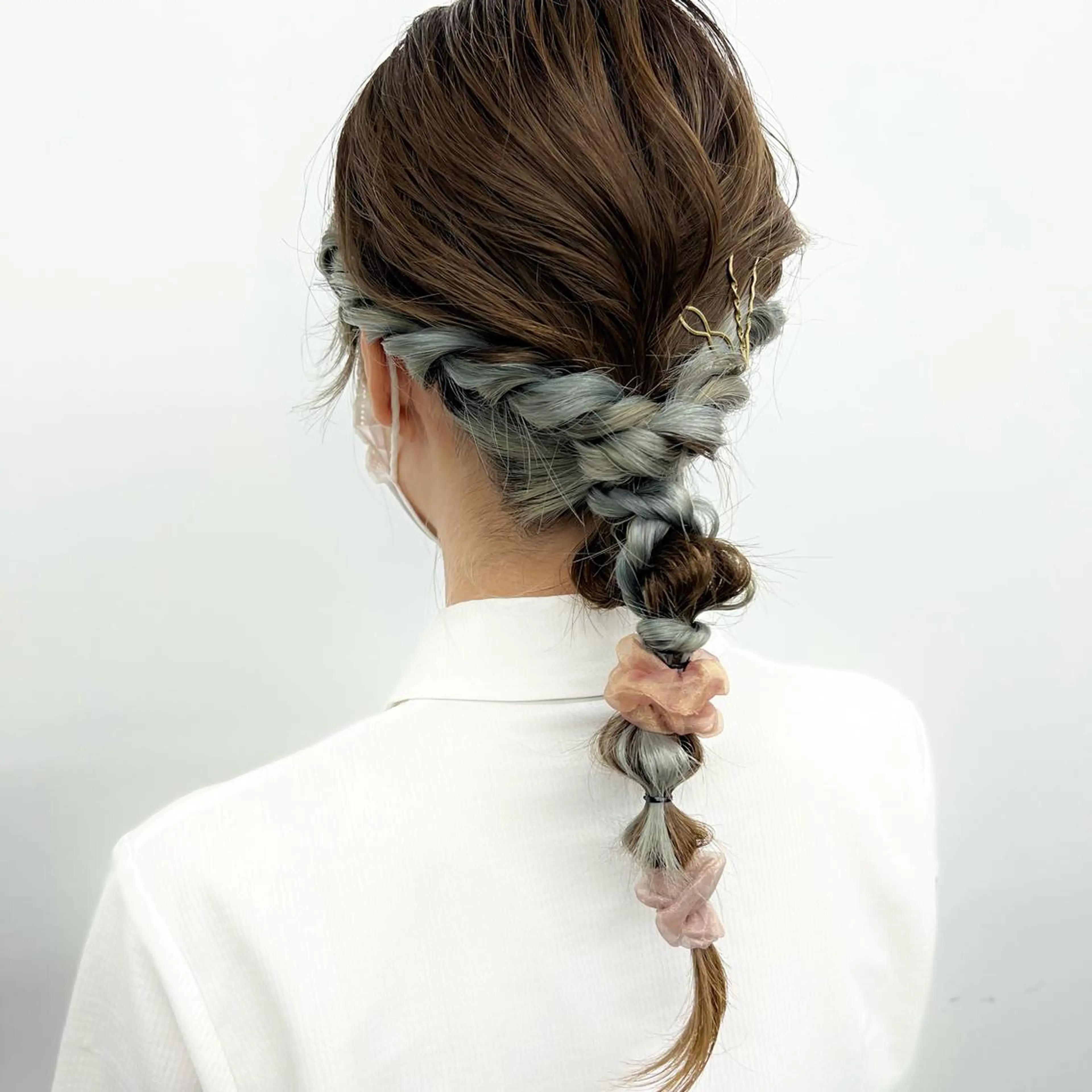 セミロング ヘアアレンジ Nico所属・Nico🌛 Karenのネイルデザイン