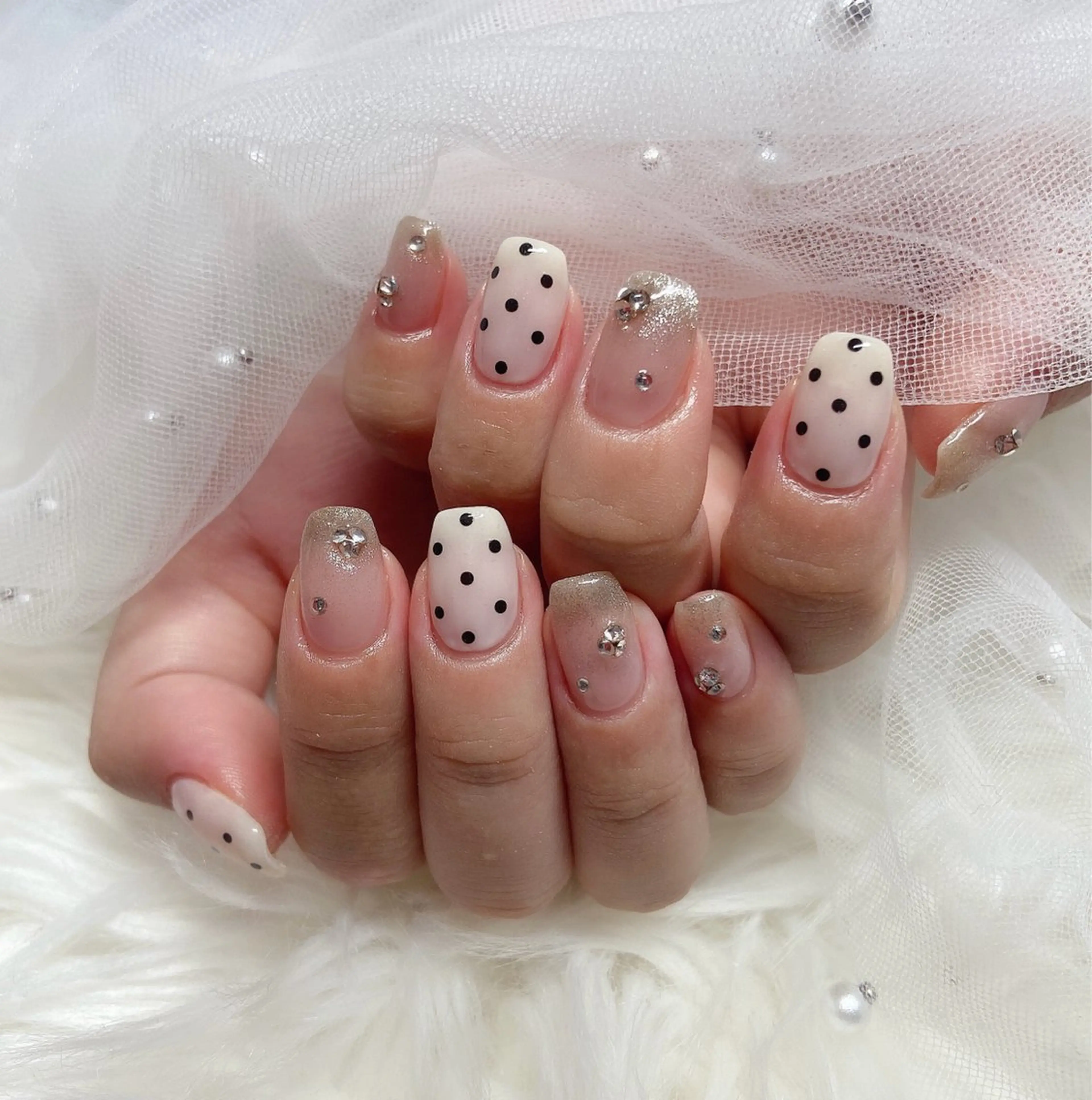 ネイル ハンドネイル ＆ME アンドミーのネイルデザイン