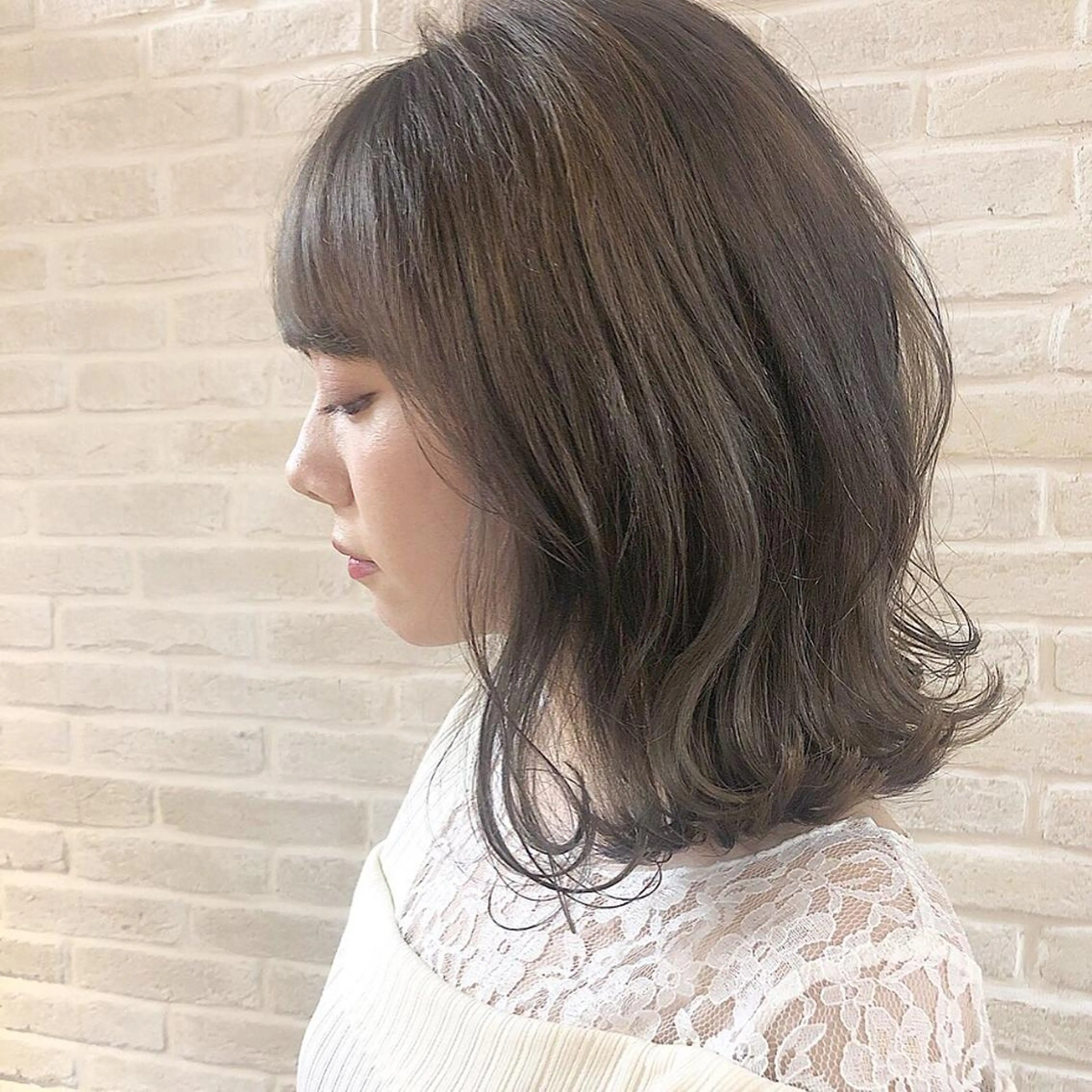 ミディアム カラー ブリーチ グレージュ イルミナカラー パープルカラー 外国人風カラー hair salon Ranun髪質改善のヘアスタイル
