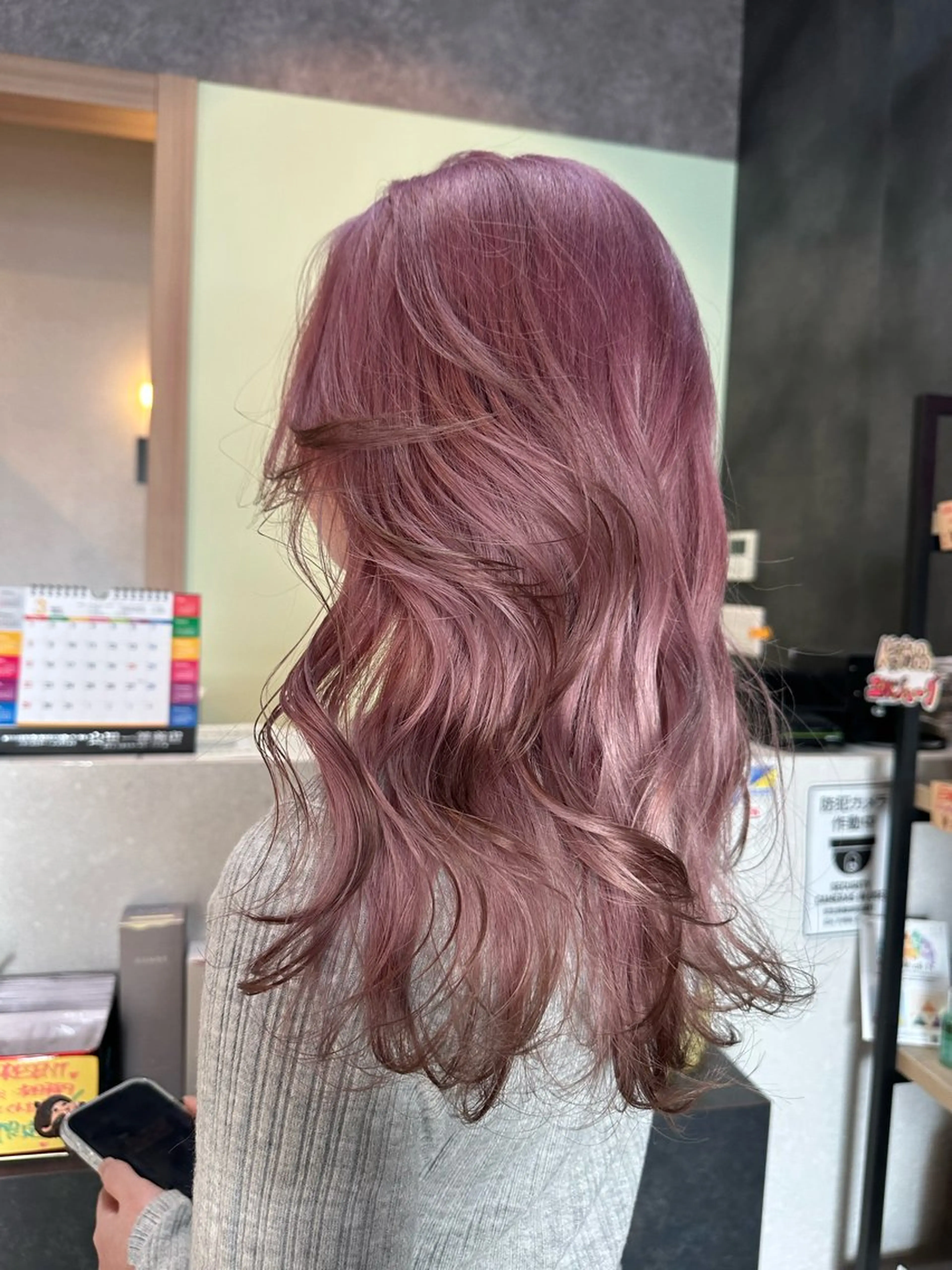 ロング ヘアカラー トリートメント 坂庭 美夢のヘアスタイル