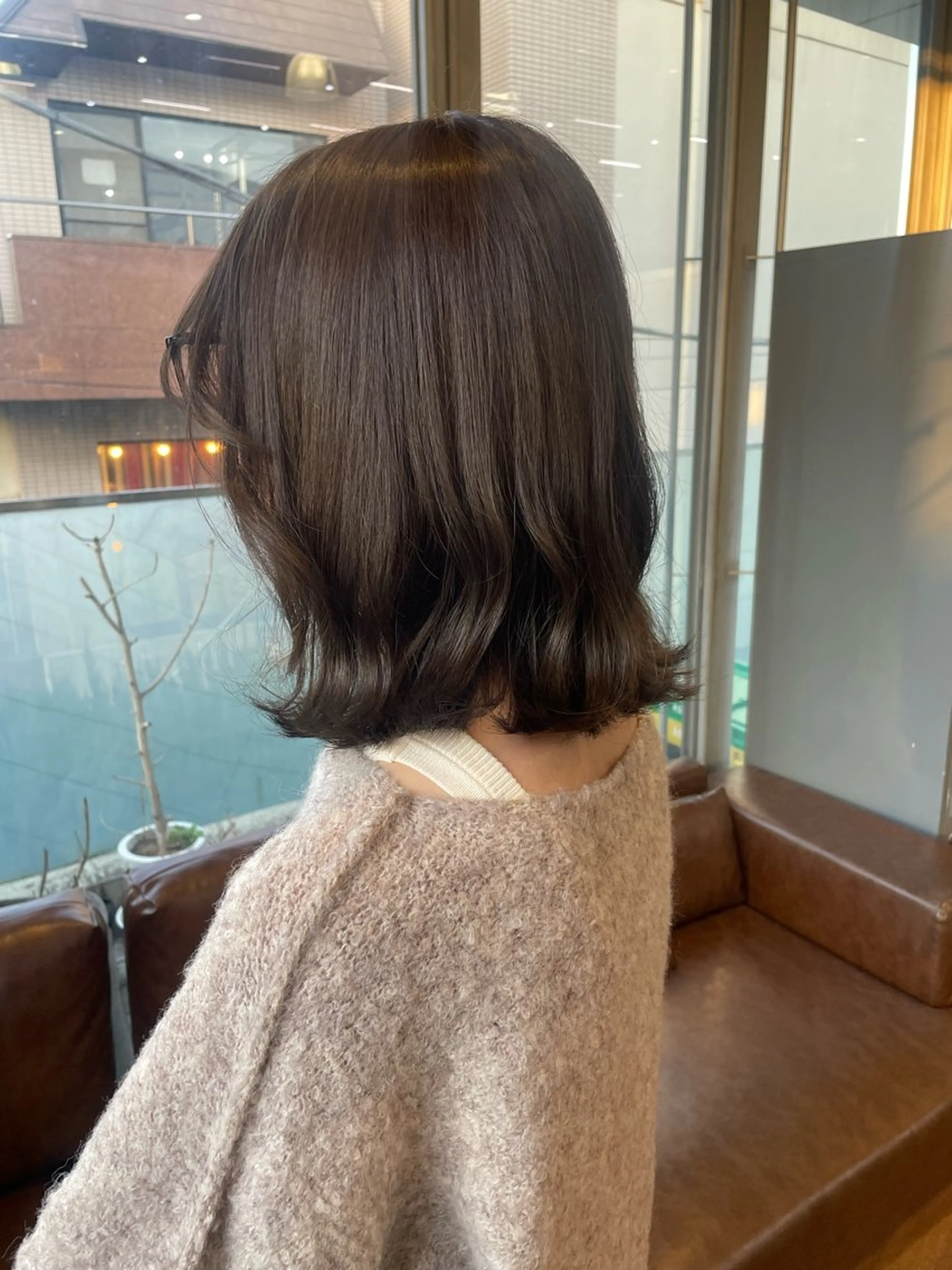 ミディアム カット ヘアカラー トリートメント 🍋髪質改善× 透明感カラー ジュリのヘアスタイル