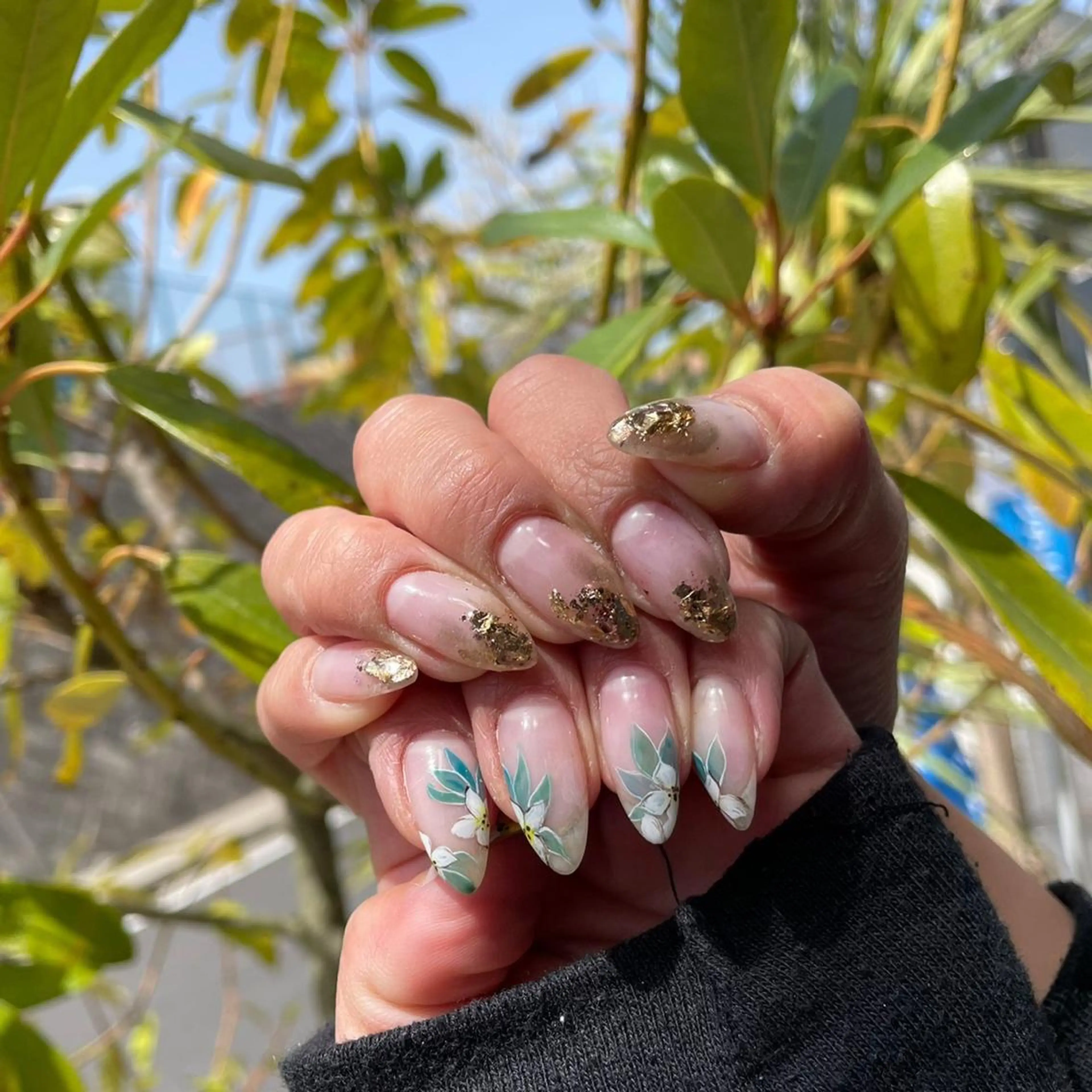 ネイル 【やり放題専門店】 スカルプ&長さ出しのネイルデザイン