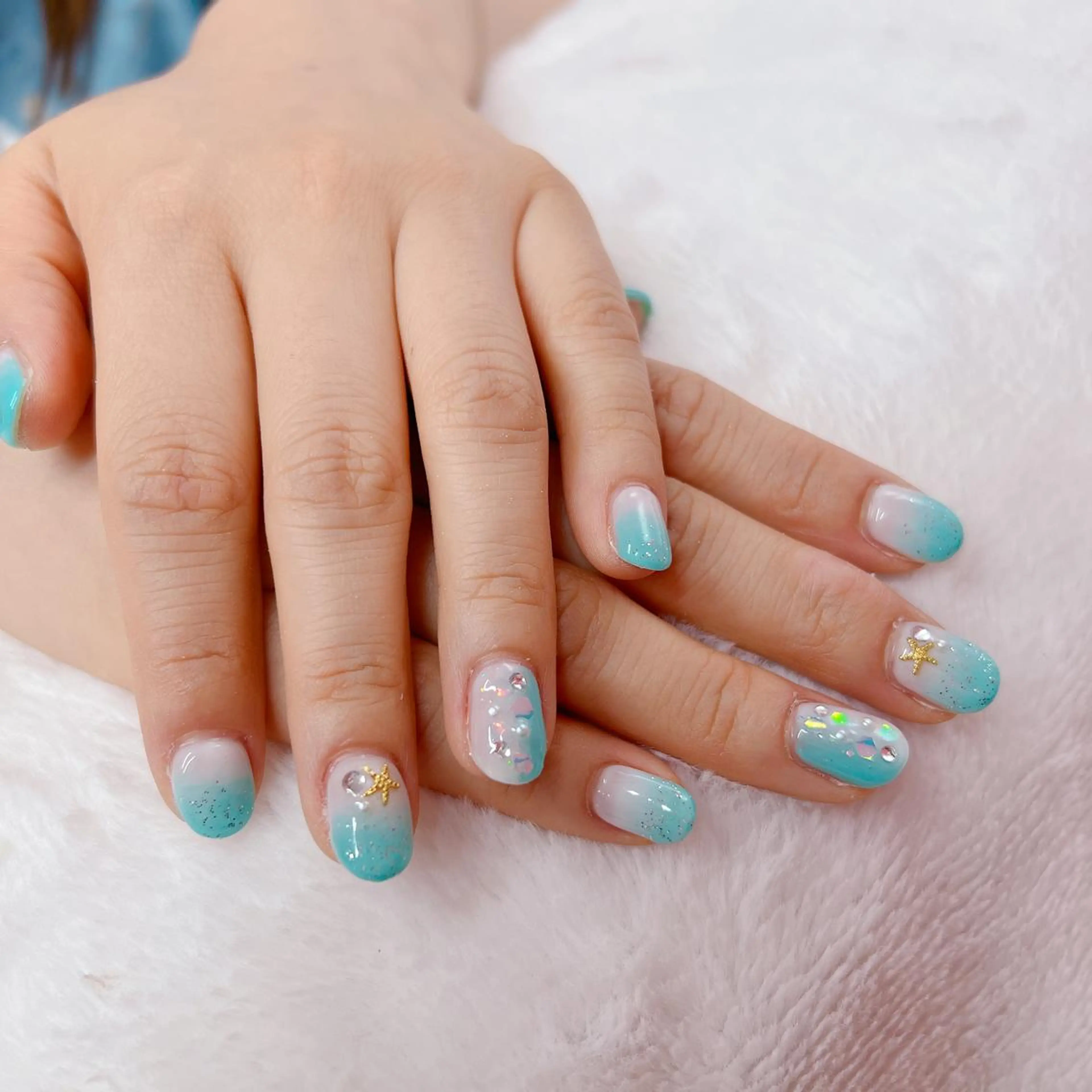 ネイル Emi lyのネイルデザイン