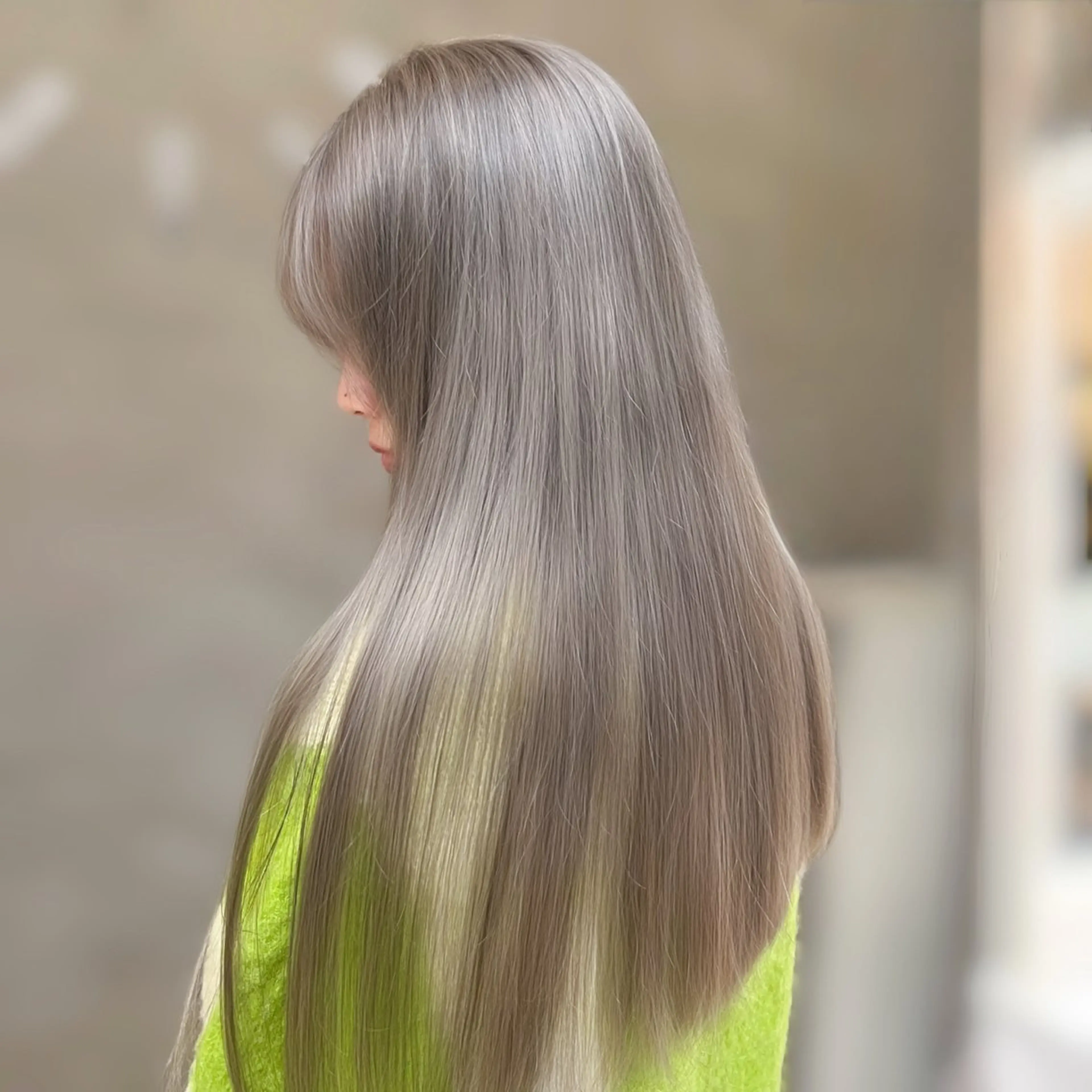 ロング カラー ブロンド シルバー mashu Atoro所属・梅田美容室/レイヤー /ベージュ/miyuのヘアスタイル