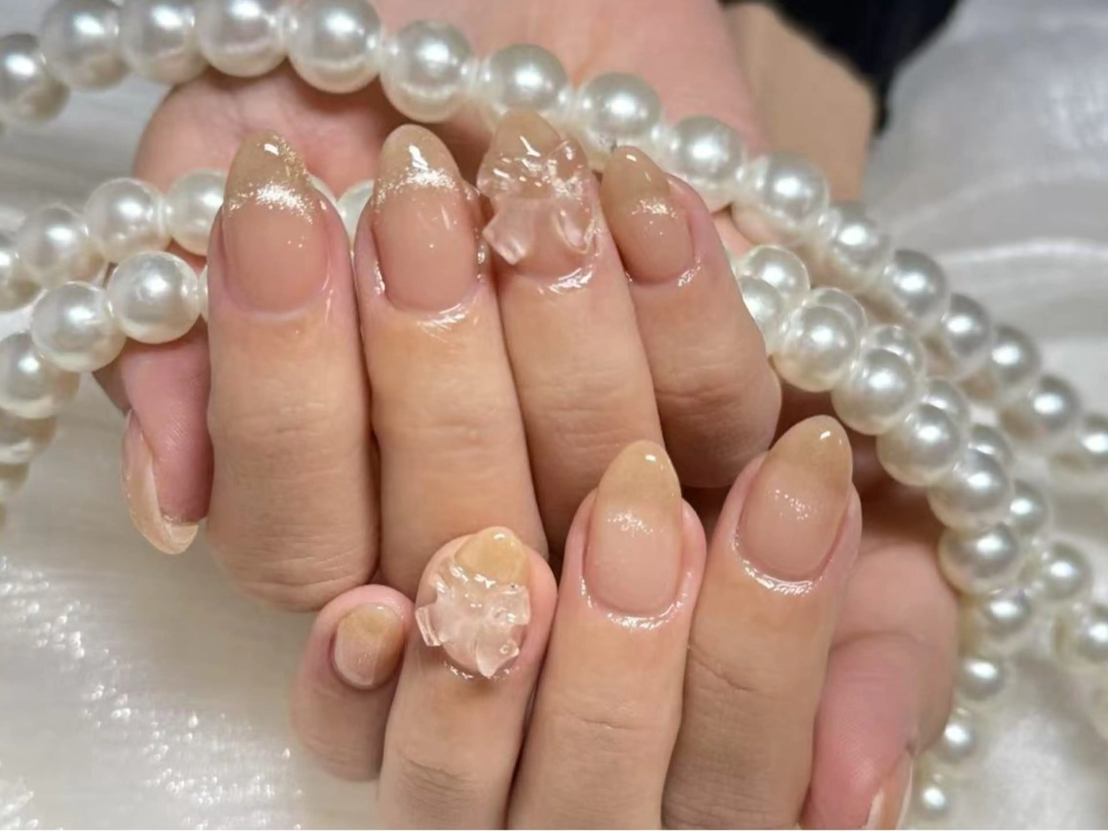 ネイル オーロラネイル 長さ出し フレンチネイル ガーリー キラキラネイル RIn 🎀のネイルデザイン