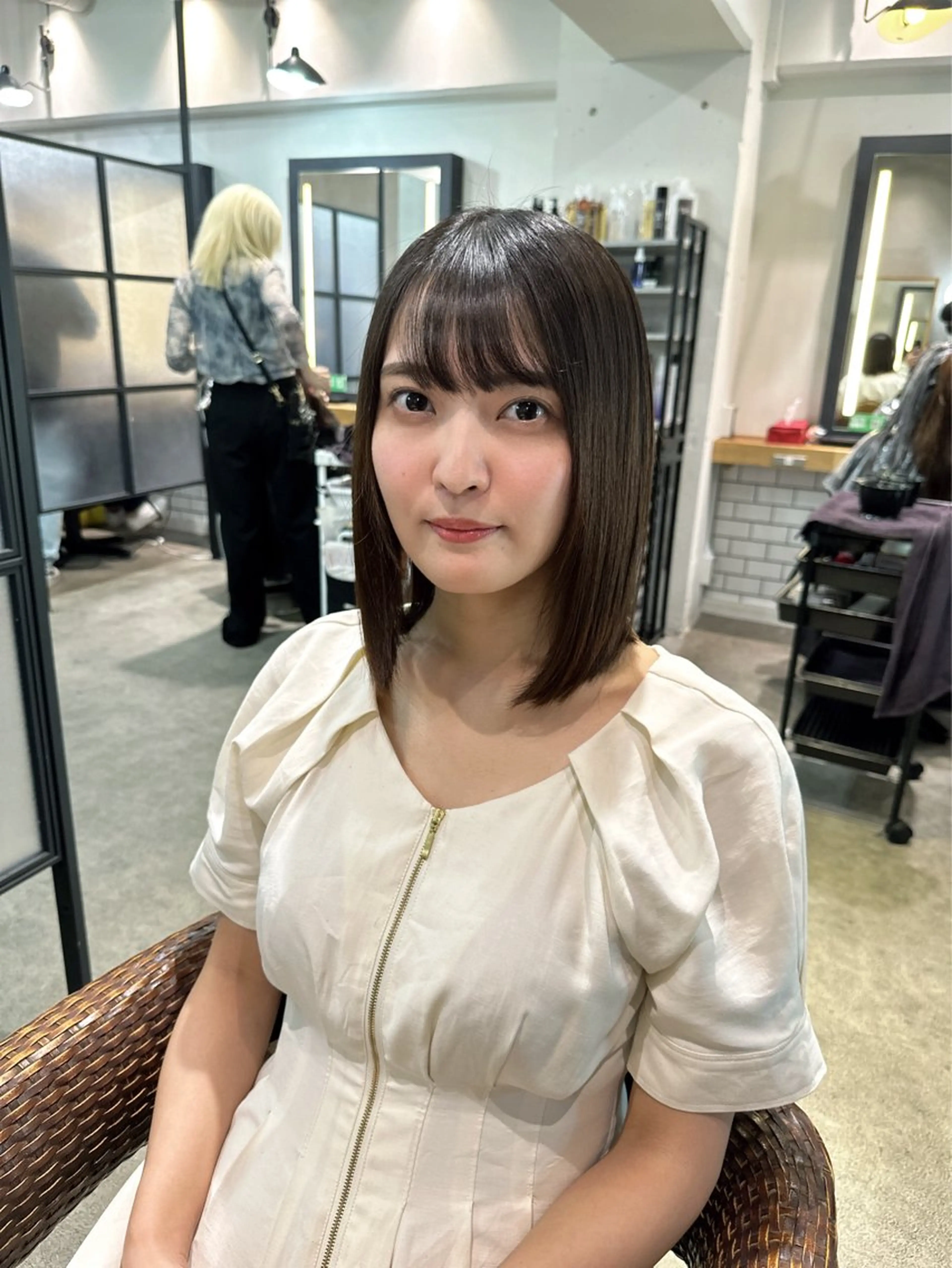セミロング カラー パーマ ヘアアレンジ キッズ ベージュカラー 黒髪 ブリーチ ブルーカラー ブルーブラック 🌈髪質改善TR 艶カラーユウダイ🌈のヘアスタイル