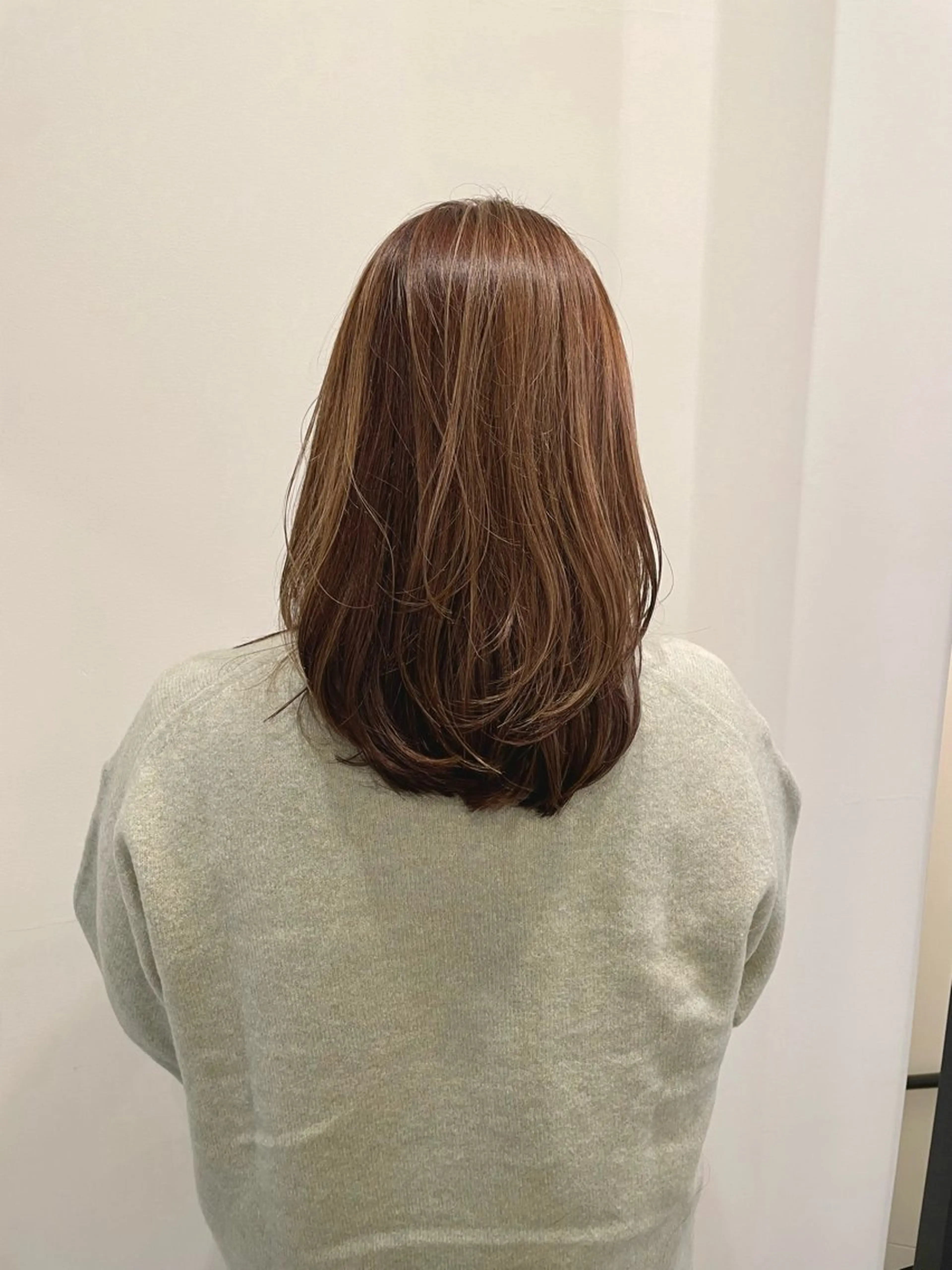 ショート カラー ハイライトカラー ハイライト カット ヘアカラー トリートメント ニュアンスカラー🫧 加納のヘアスタイル