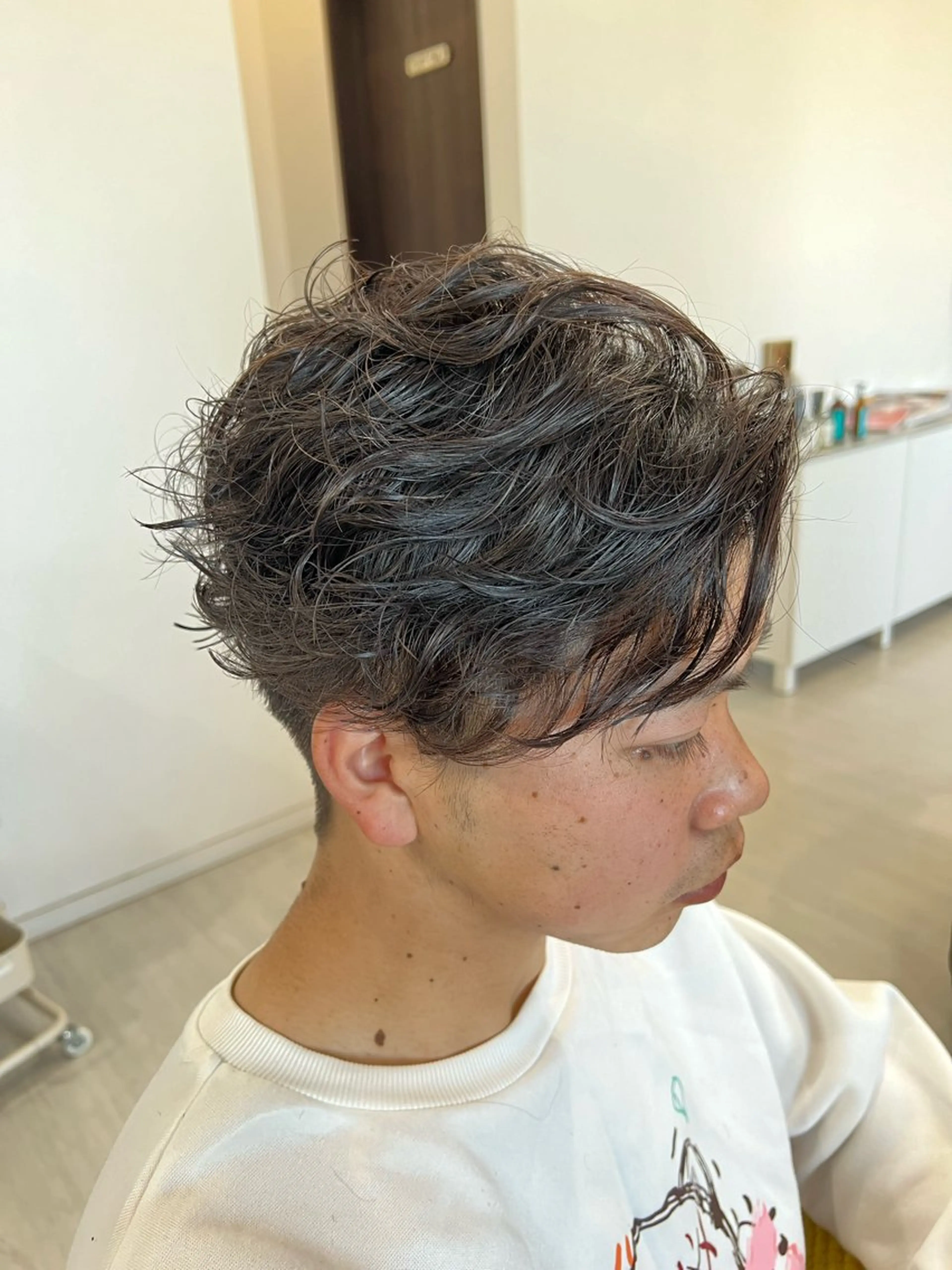 ショート パーマ メンズ カット パーマ トリートメント Salon de Qualia(サロンドクオリア)所属・ハイトーン/外国人風 カラー/メンズパーマのヘアスタイル