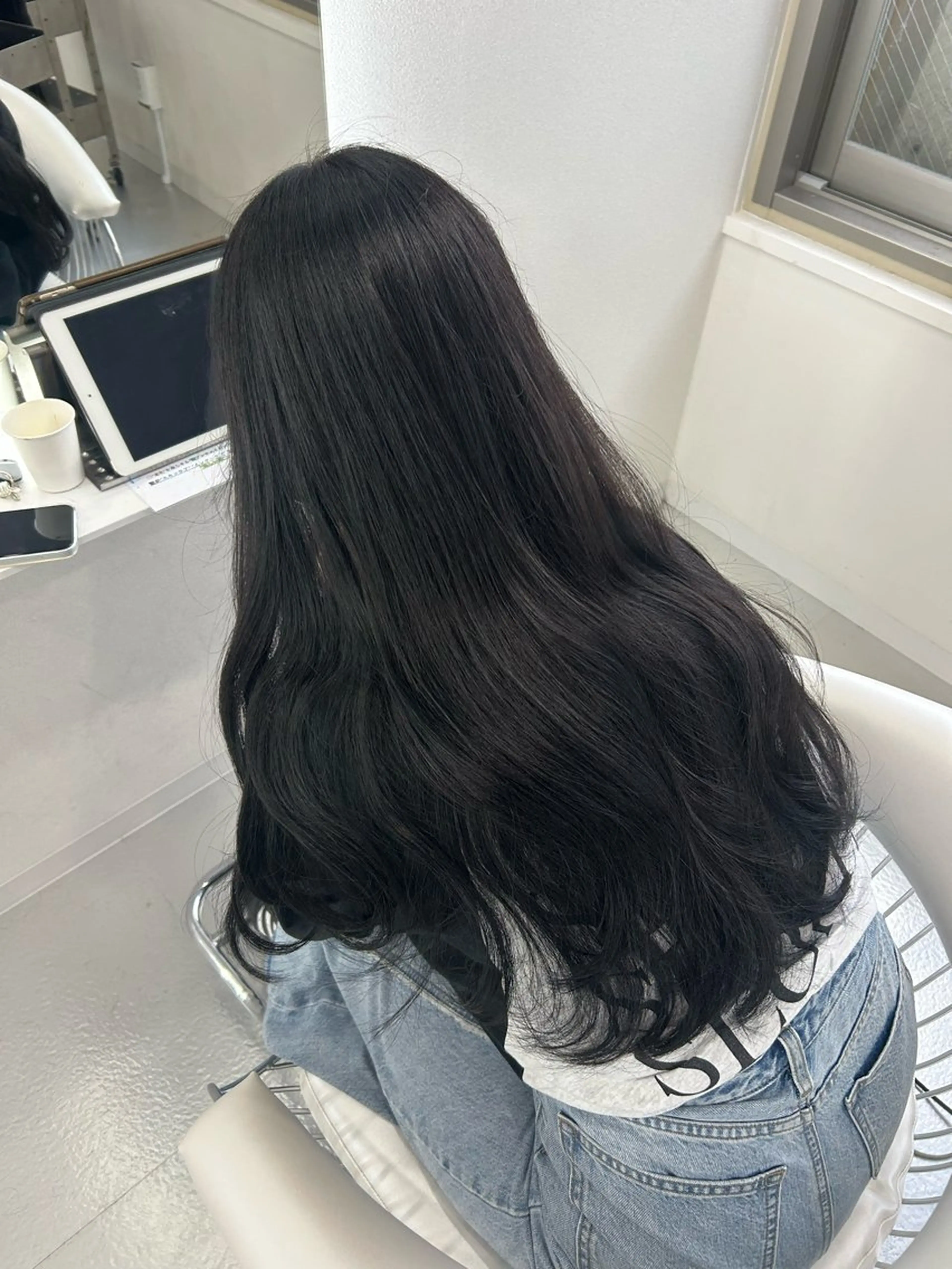 ロング あやめ🪽 オリーブ/ハイトーンのヘアスタイル