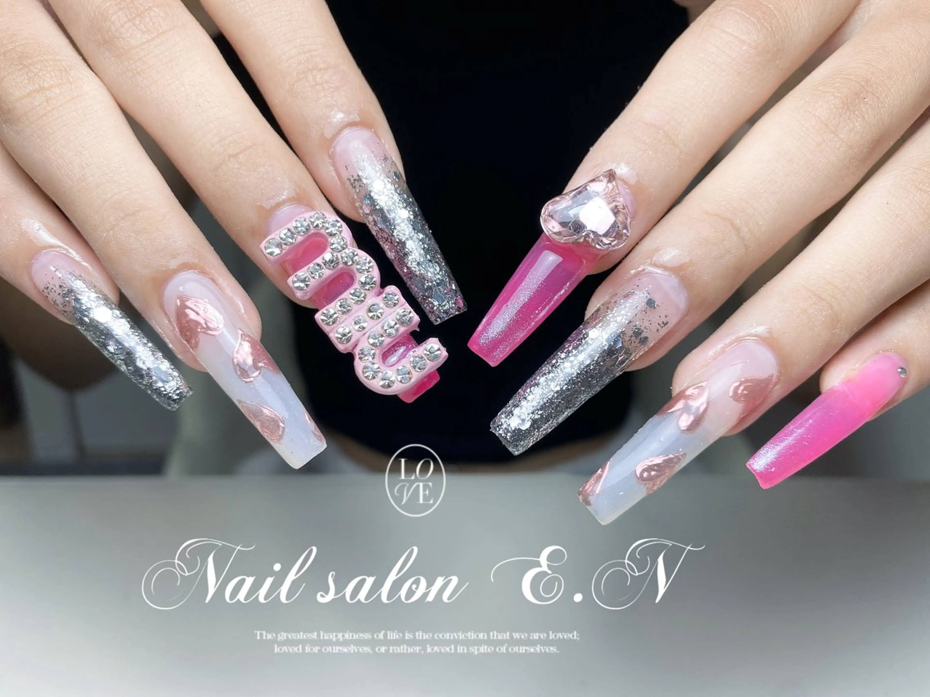 ネイル アートネイル オーロラネイル ガーリー キラキラネイル 韓国ネイル E.N🦋 長さ出し/持ち込みのネイルデザイン