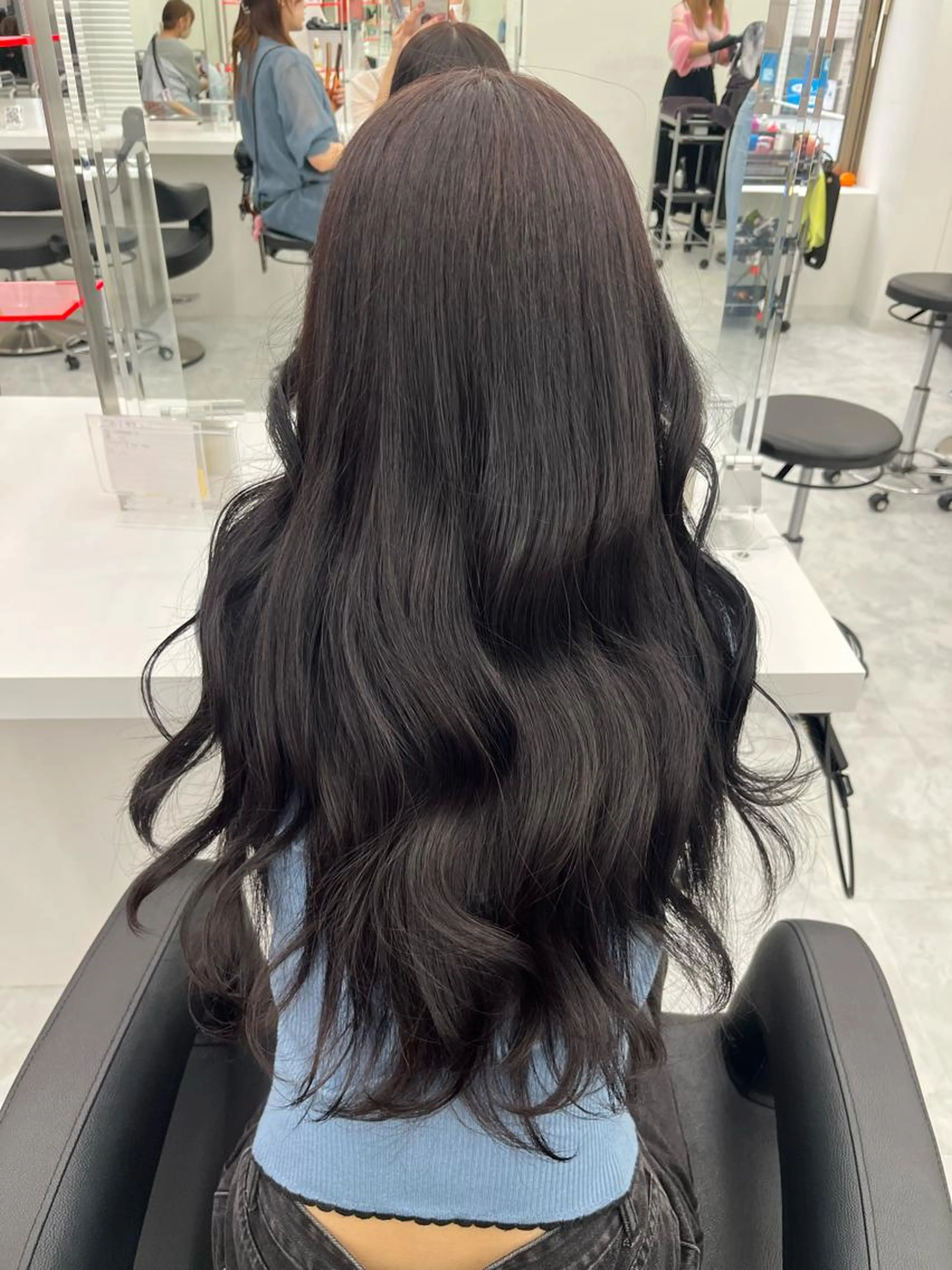 【𝐋𝐈𝐌𝐈𝐓𝐄𝐃 𝐏𝐑𝐈𝐂𝐄】🖤韓国オンニ風暗染➕オリジナルトリートメント➕炭酸スパ🖤の写真