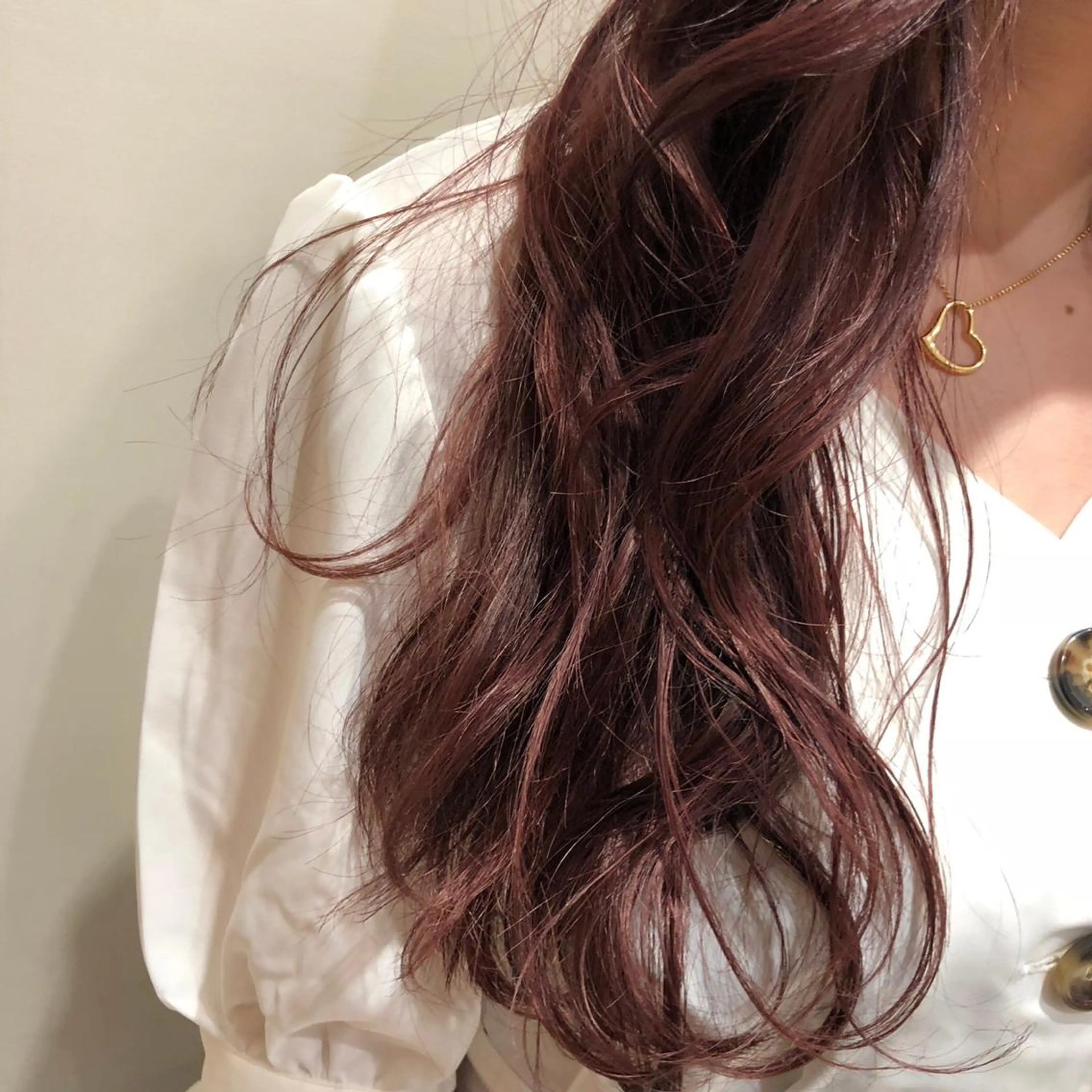 セミロング Toiro所属・🤎小顔レイヤー /ベージュ🤎友香のヘアスタイル