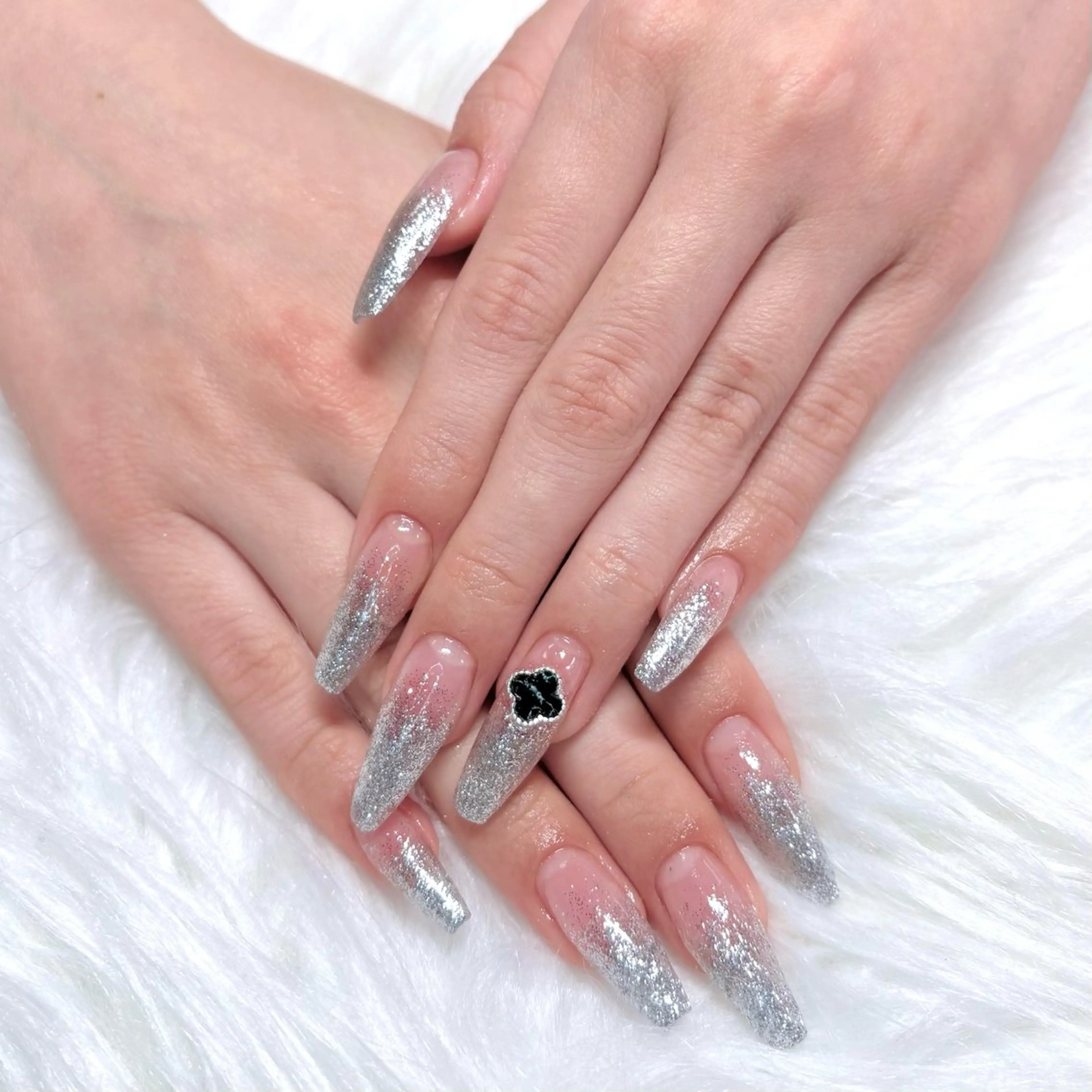 ネイル グラデーション スカルプネイル ハンドネイル Noix nailのネイルデザイン