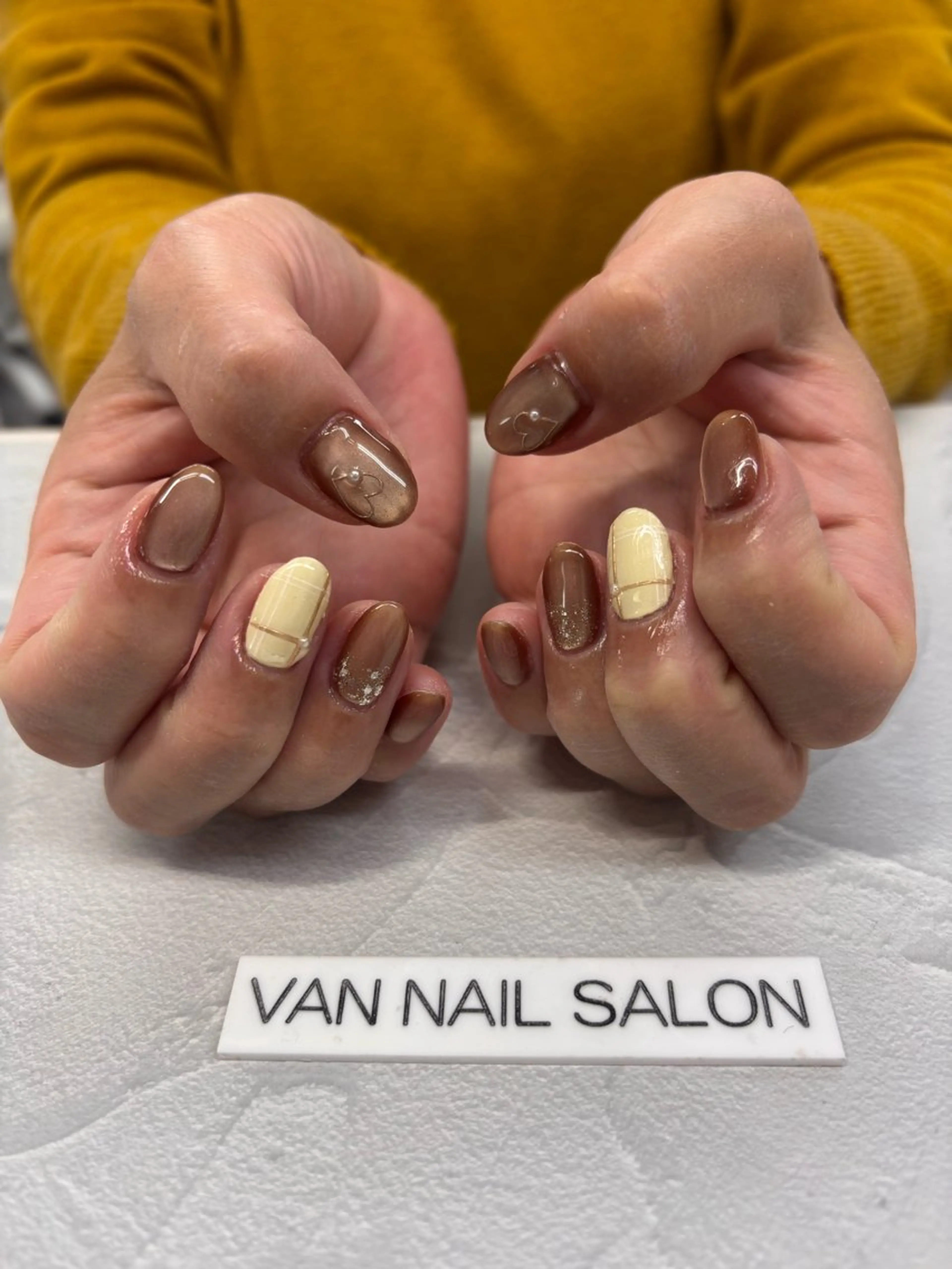 ネイル VANNAILSALON 海老名店所属・VANNAIL 海老名店のネイルデザイン