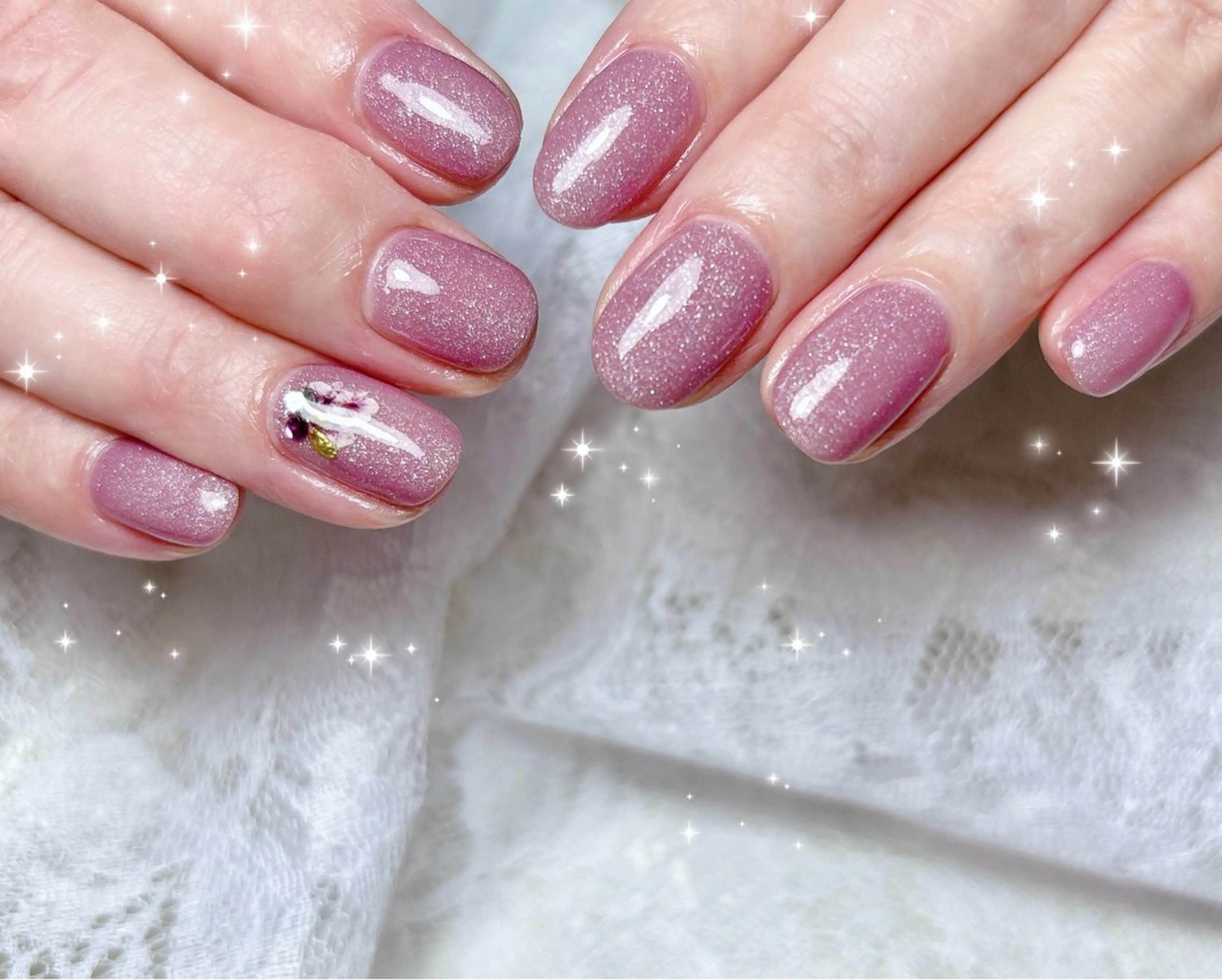 ネイル キラキラネイル パープル ハンドネイル FLARE NAIL フレアネイルのネイルデザイン