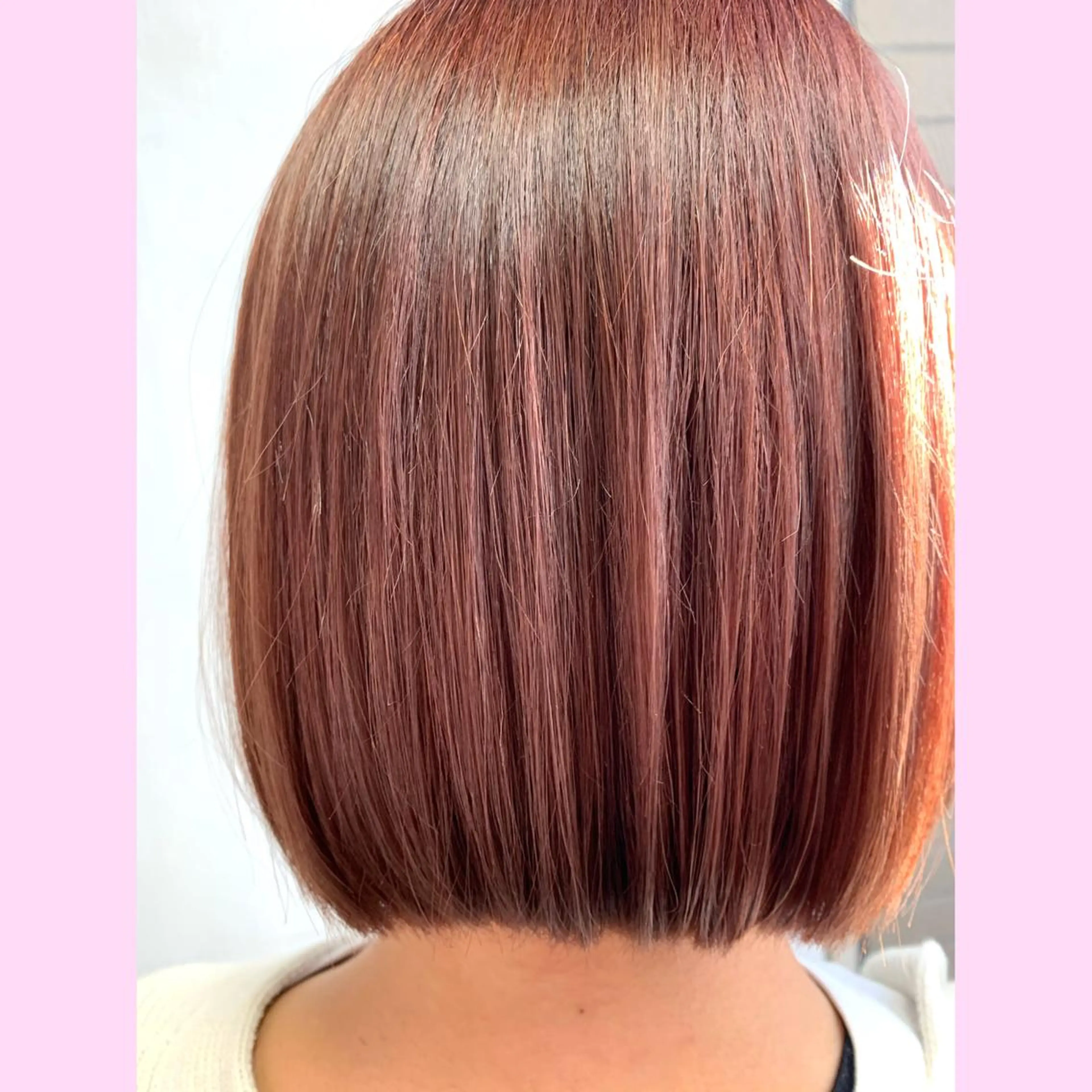 ショート カラー ブリーチ ピンクカラー 浅沼 久瑠美のヘアスタイル