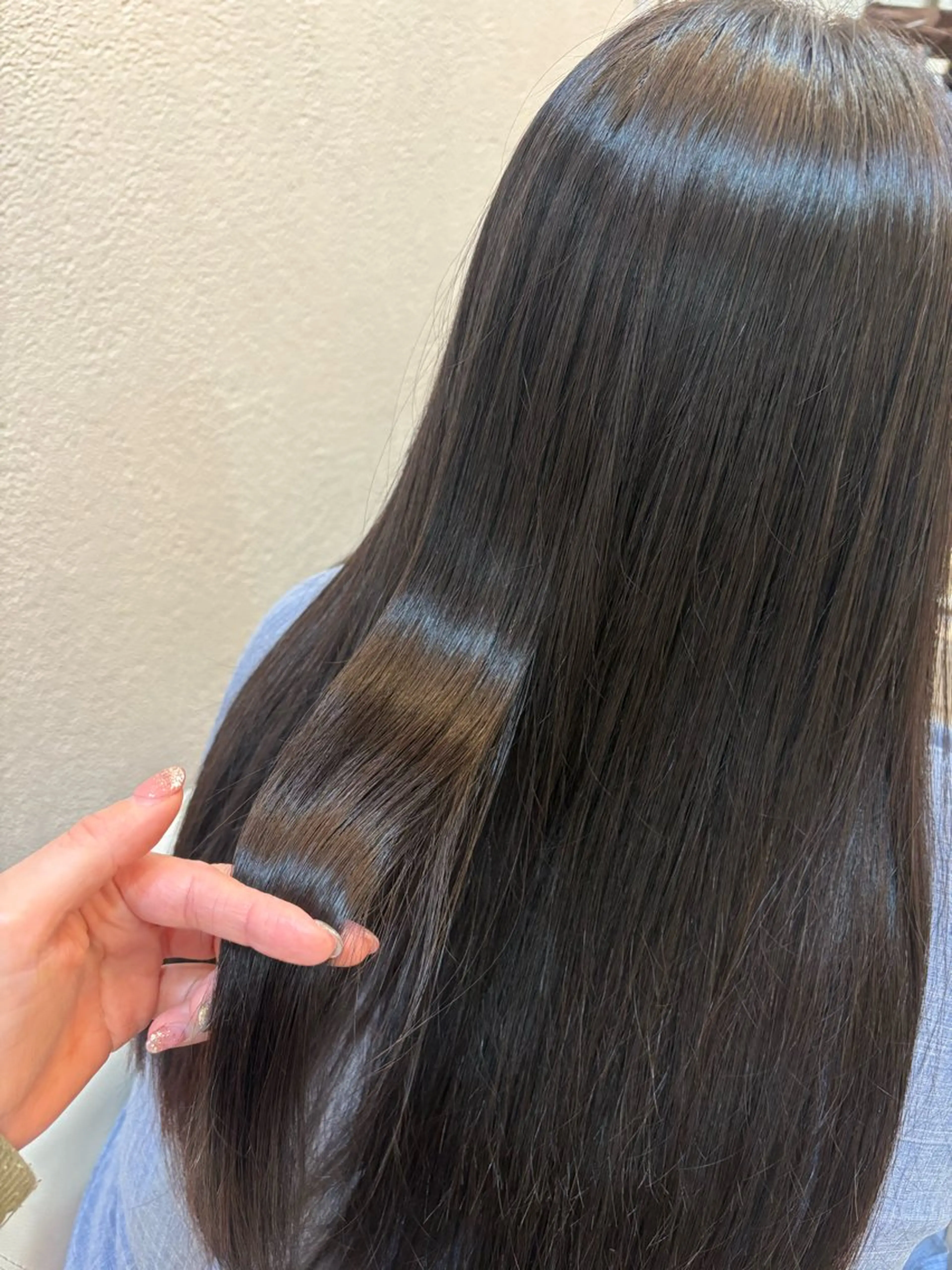 ロング カラー 透明感カラー イルミナカラー 髪質改善 トリートメント カット トリートメント 木津奈保子💚 ✨髪質改善のヘアスタイル