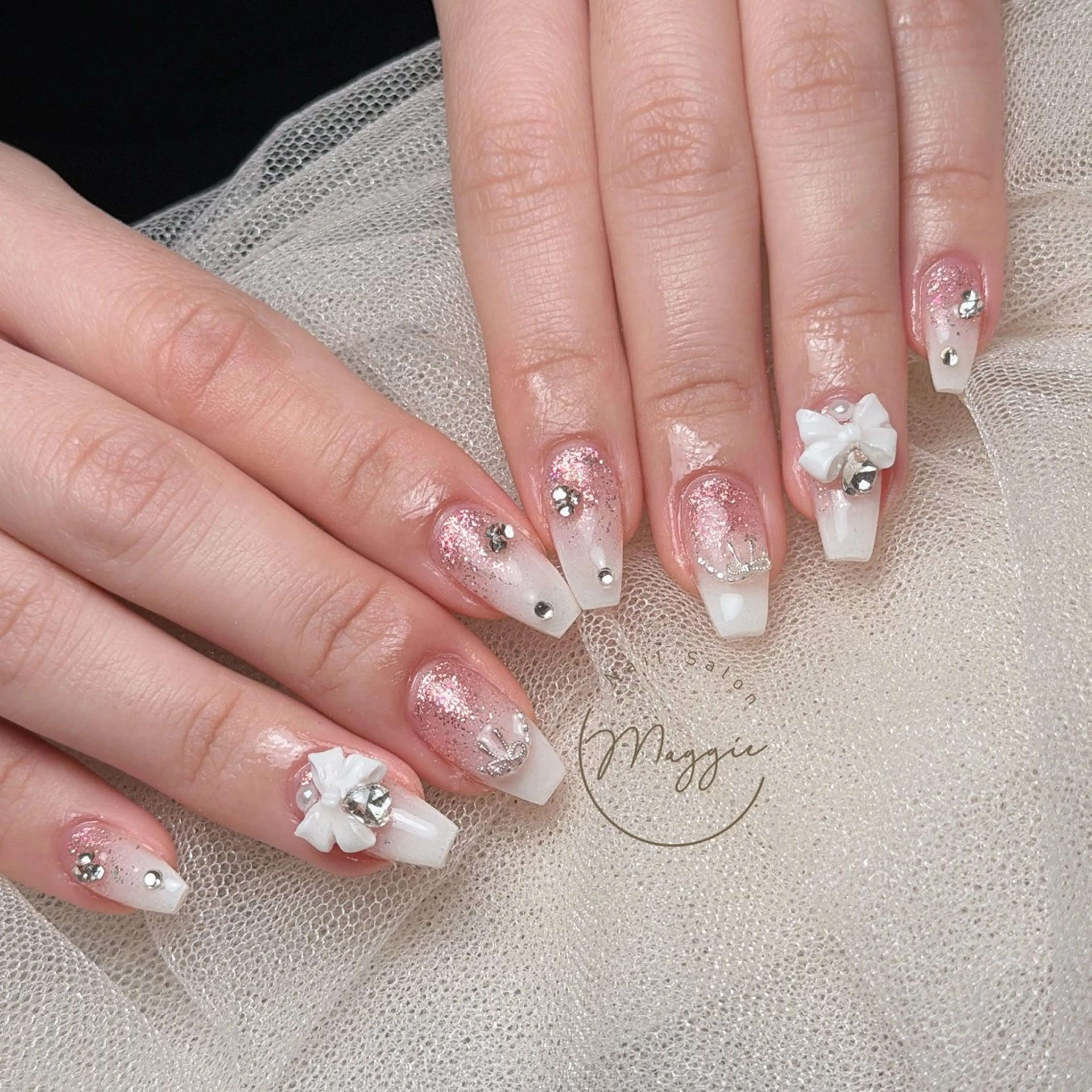 ネイル Maggie Nail🦩のネイルデザイン